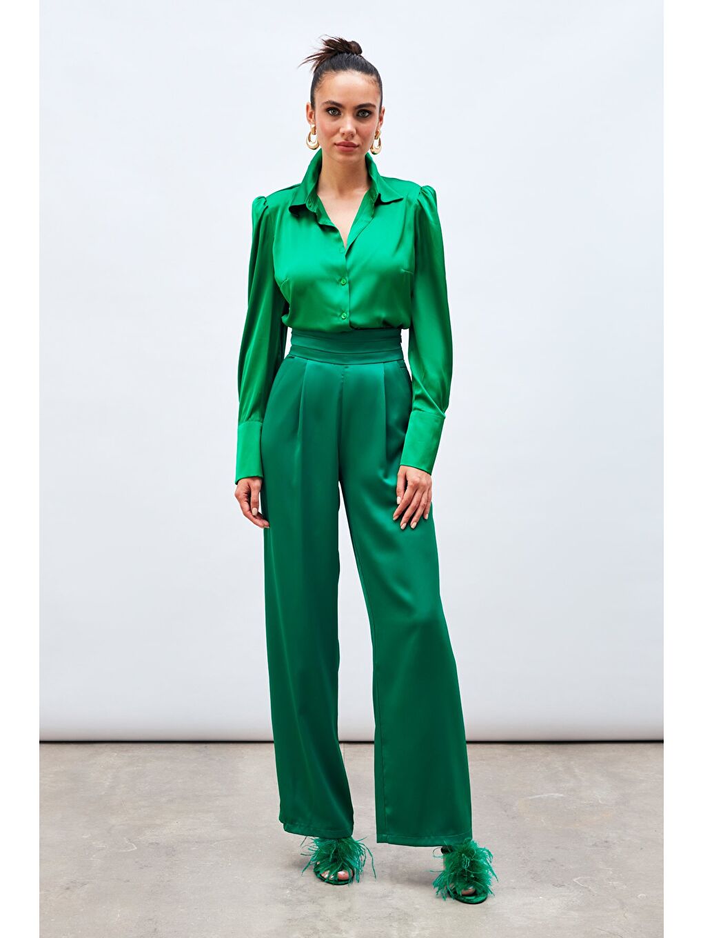 Vatkalı Saten Gömlek - Yeşil-3