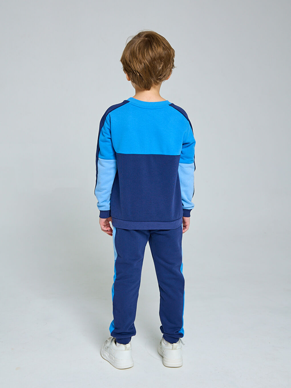 Luggi Baby Mavi Bisiklet Yaka Erkek Bebek Sweatshirt ve Eşofman Alt 2'li Takım - 6