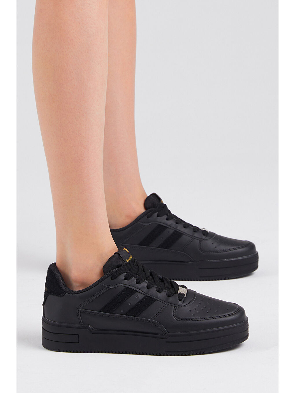 Unisex Siyah Siyah Yanı Çizgili Bağcıklı Rahat Kalıp Sneaker-1