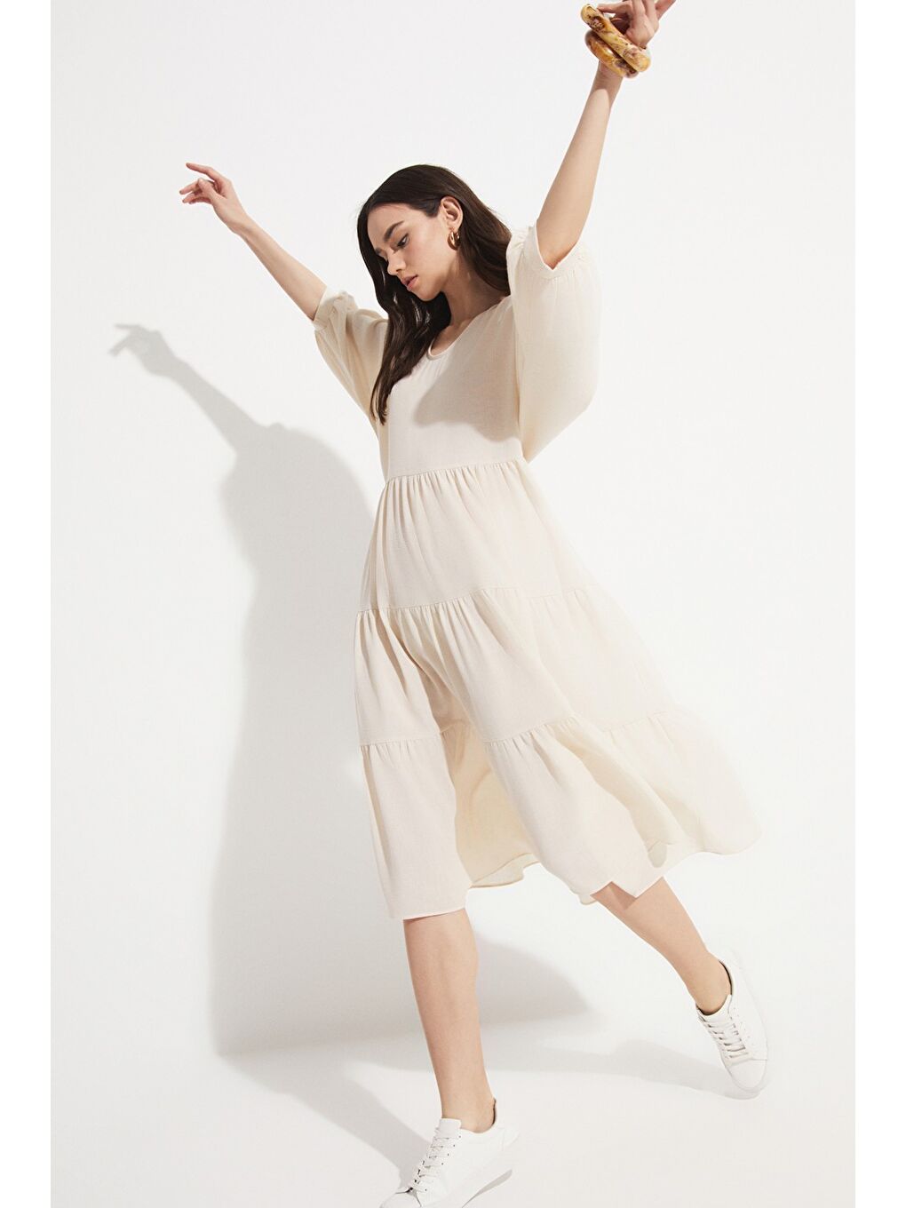 Bej Bol Kesim Elbise-4