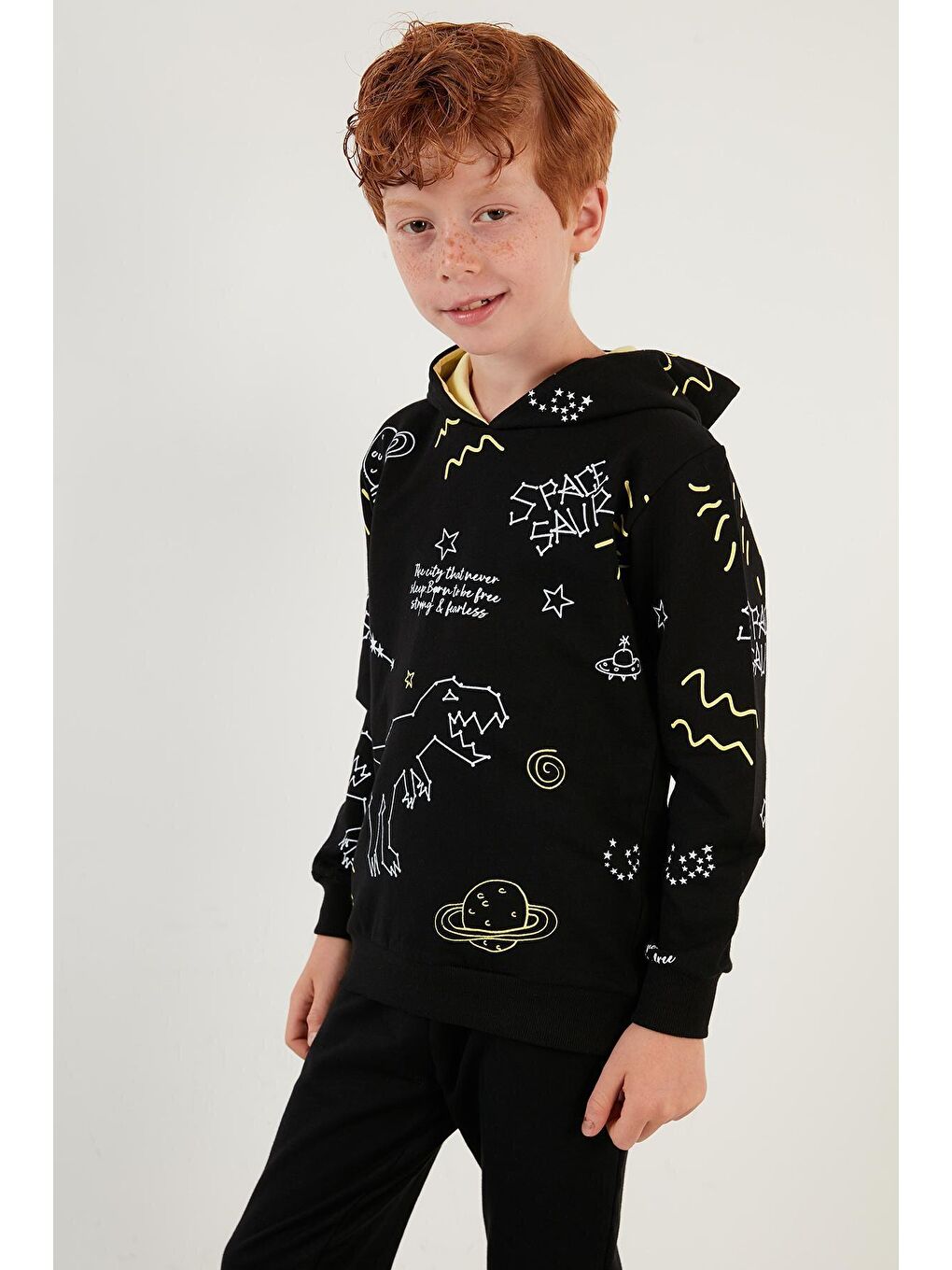 Siyah Desenli Kapüşonlu Cepli % 100 Pamuk Spor Takım 59215422-2