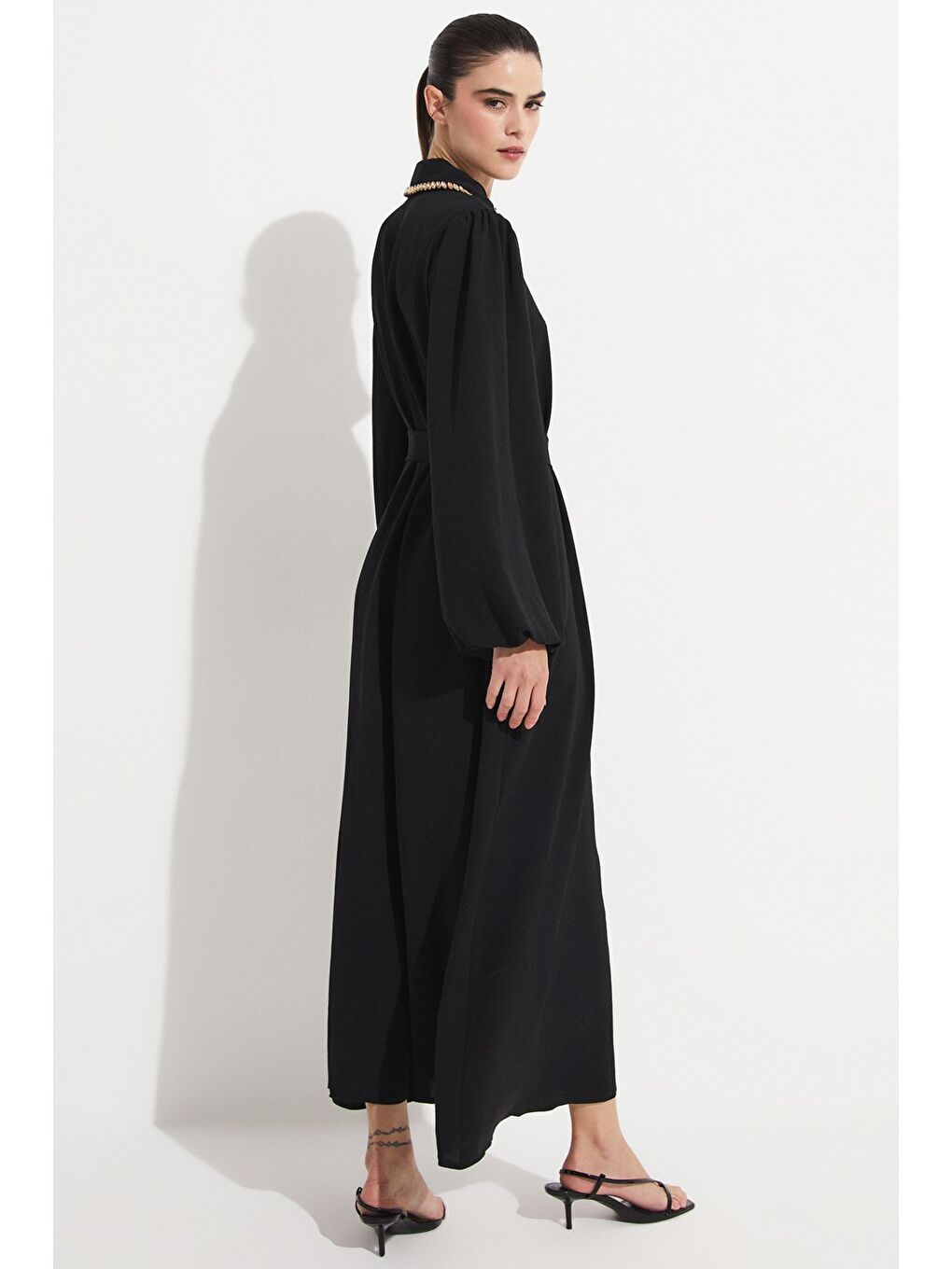 Siyah Gömlek Yaka Taş Detaylı Elbise-5