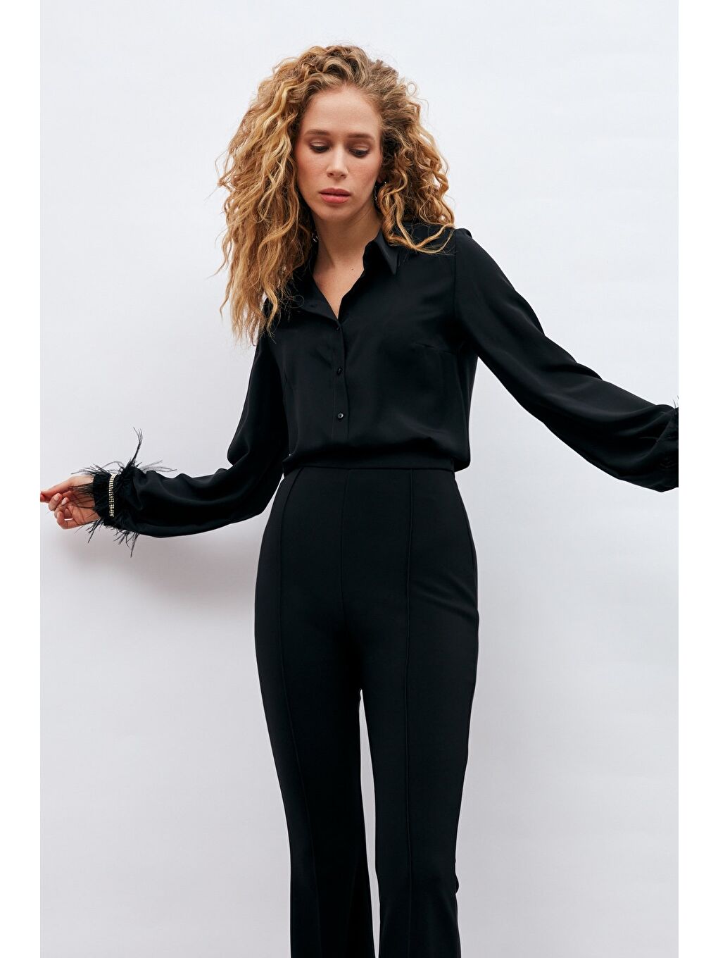 Manşetleri Aksesuarlı Gömlek - Siyah-3