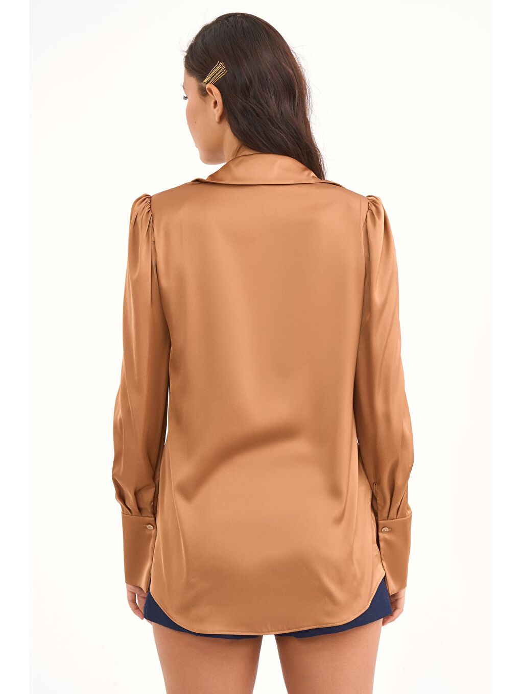 Kahverengi Vatkalı Saten Gömlek - Camel-4