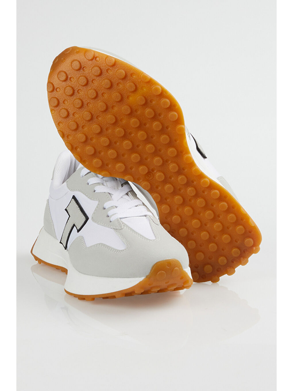 Unisex Beyaz Kaymaz Taban Spor ve Koşu Ayakkabısı-4