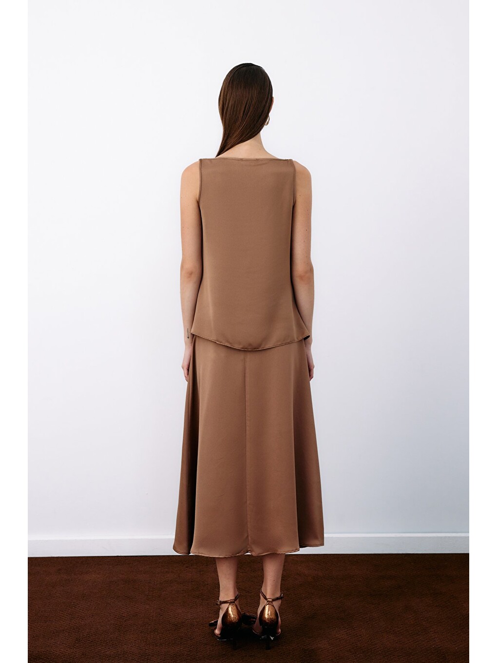 Kahverengi Omuz Aksesuarlı Salaş Bluz - Camel-5