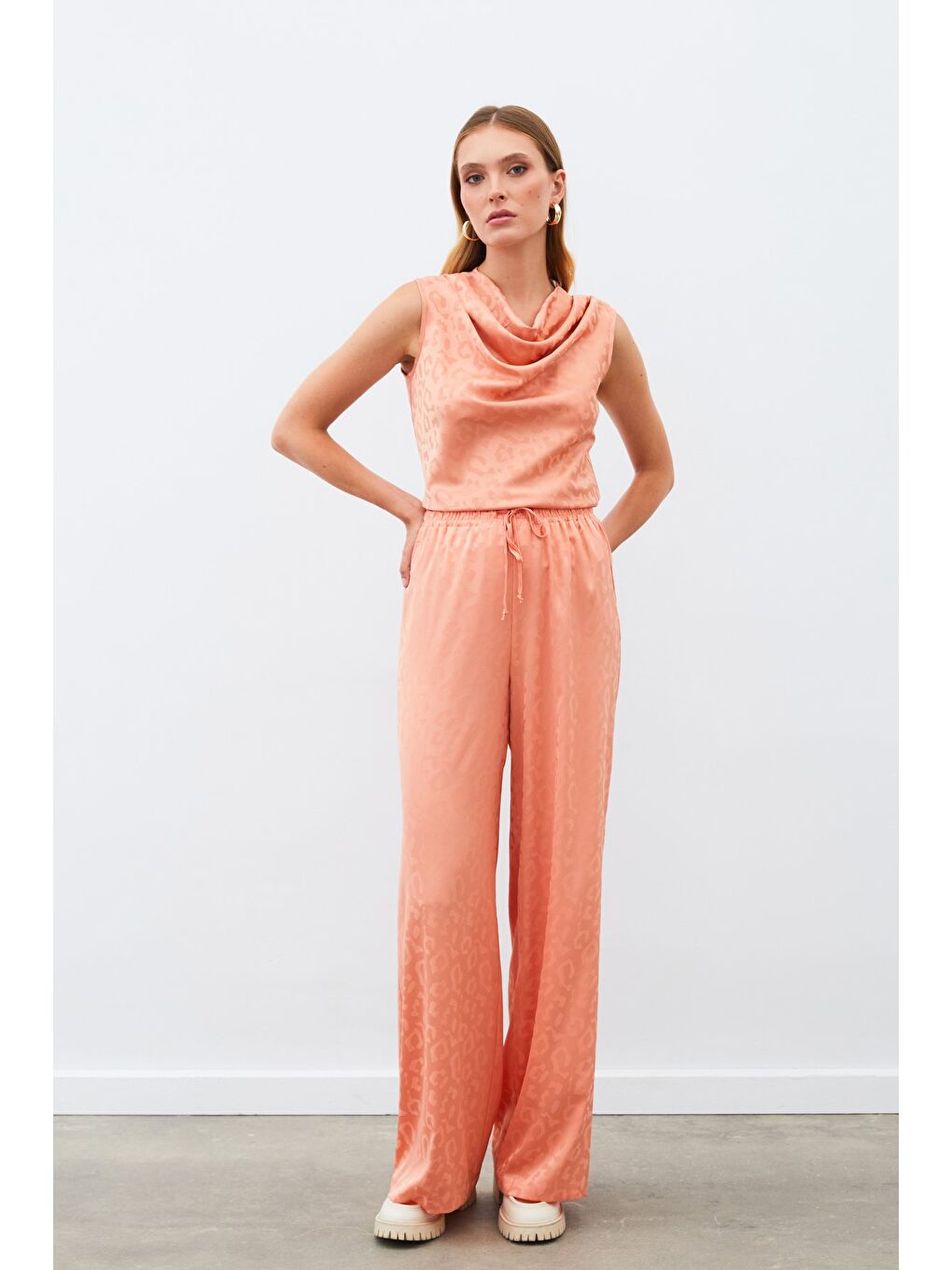 Pembe Degaje Yaka Kolsuz Bluz - Somon-2