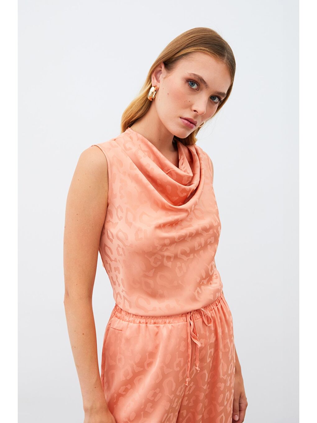 Pembe Degaje Yaka Kolsuz Bluz - Somon-4