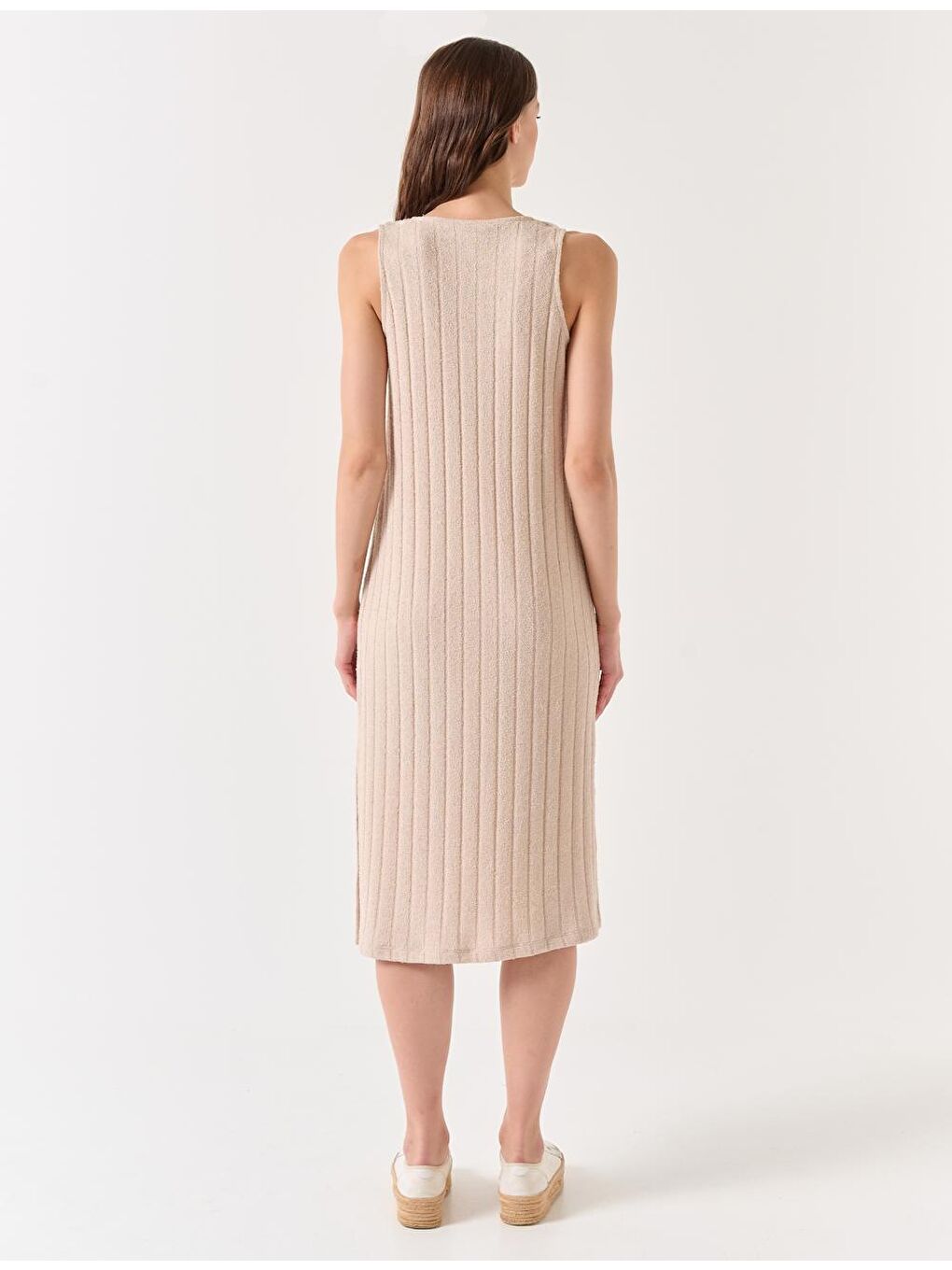 Bej Taş U Yaka Kolsuz Yırtmaçlı Midi Elbise-3