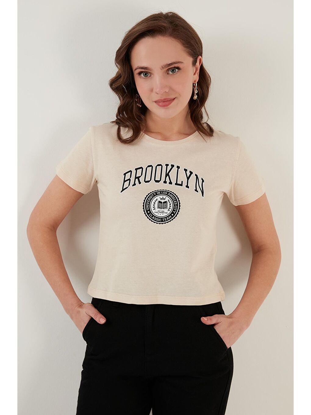 Lela Gri Brooklyn Baskılı Bisiklet Yaka Dar Kesim T Shirt 5864581 - 1