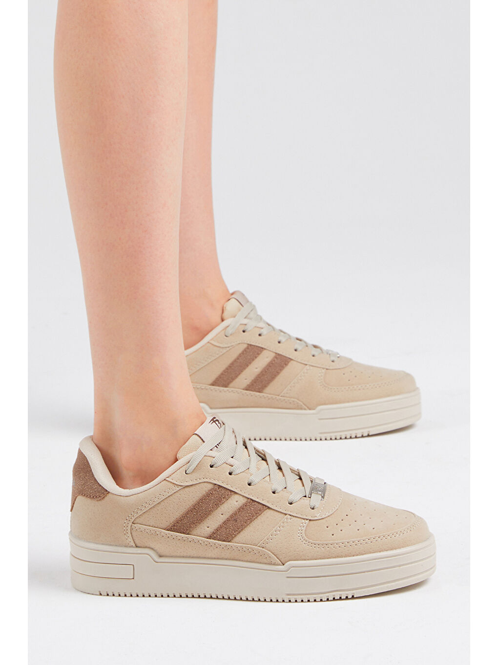 Unisex Bej Kahve Yanı Çizgili Bağcıklı Rahat Kalıp Sneaker-3