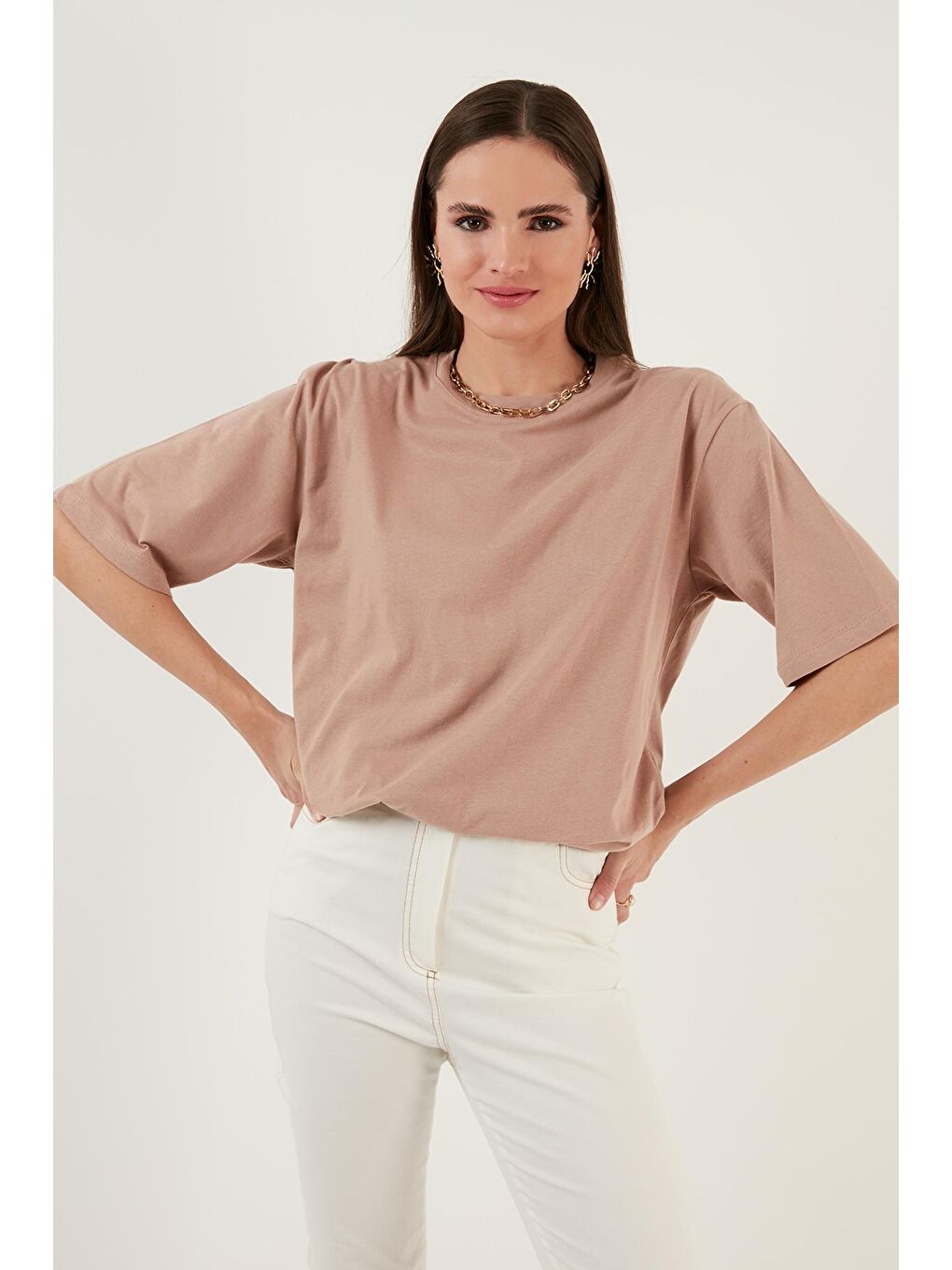 Lela Bej Pamuklu Oversize Bisiklet Yaka T Shirt 5864562 - 2