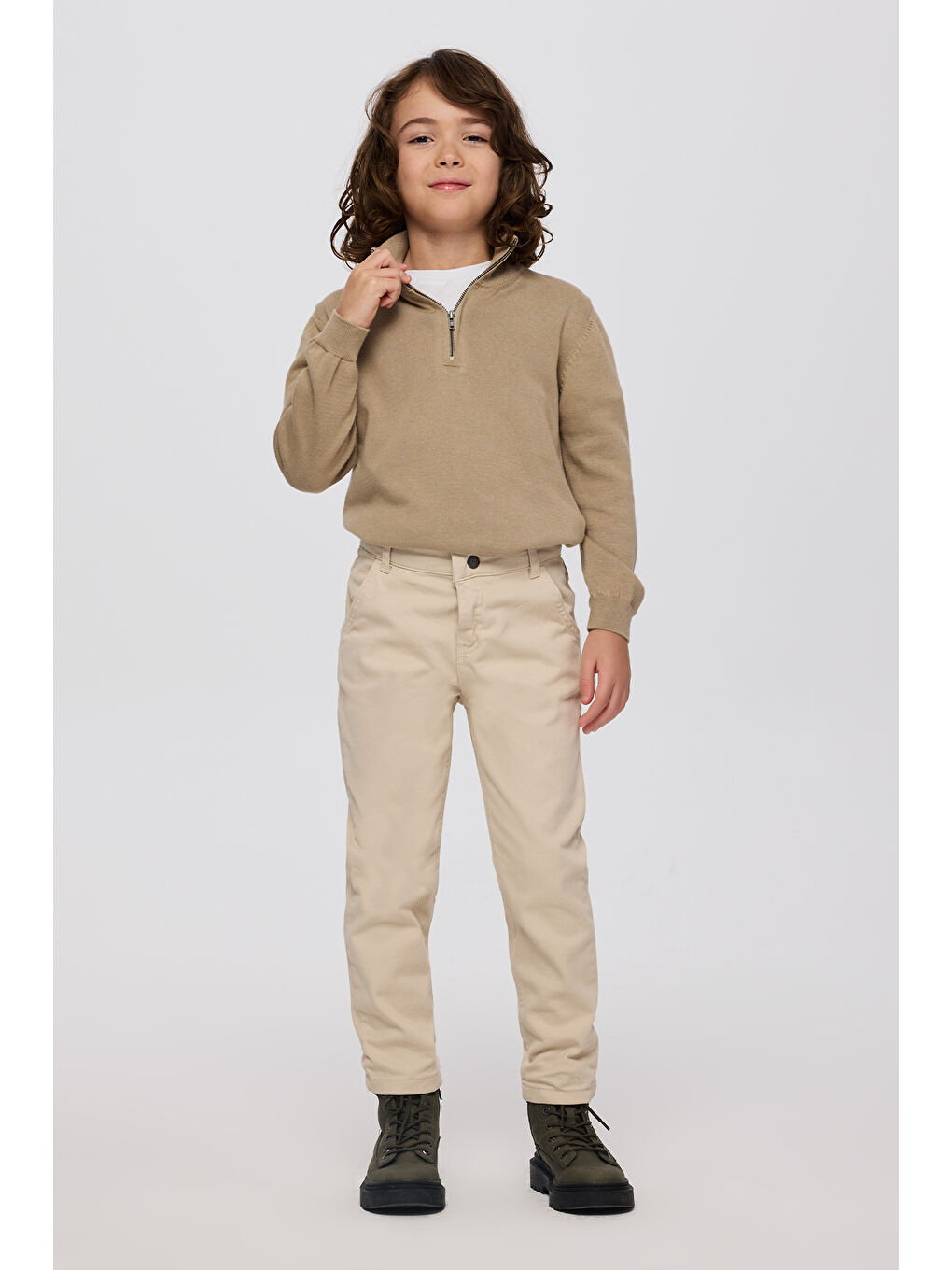 Erkek Çocuk Beli Lastikli Pile Detaylı Bej Pantolon