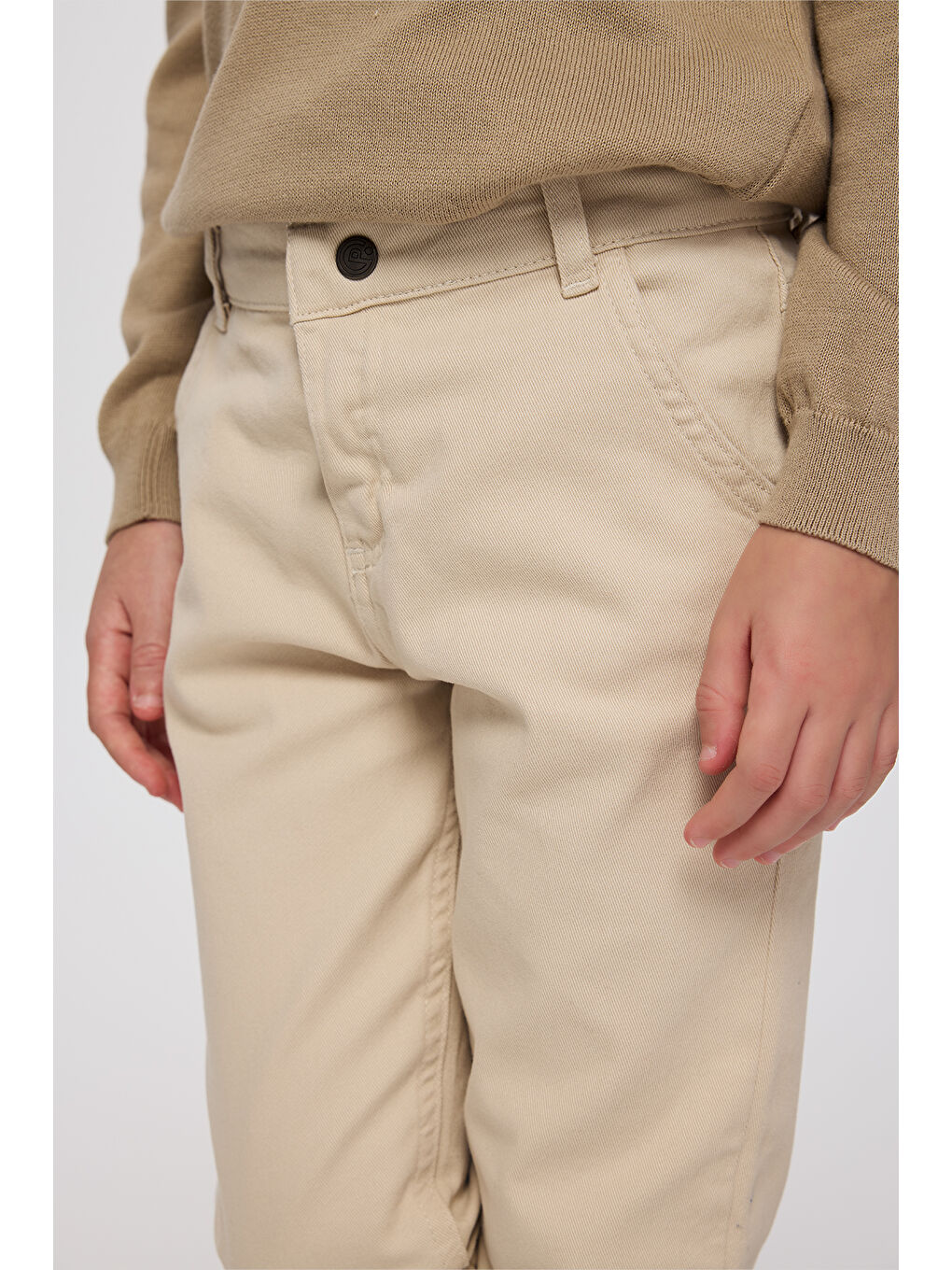 Erkek Çocuk Beli Lastikli Pile Detaylı Bej Pantolon-5