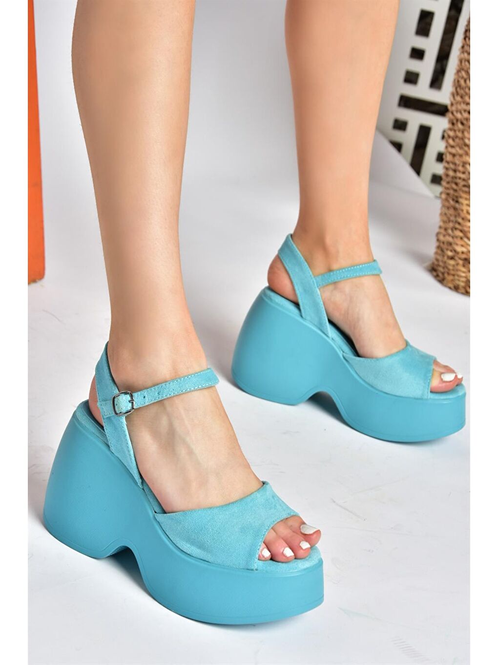 P973001002 Mavi Dolgu Taban Kadın Ayakkabı-2