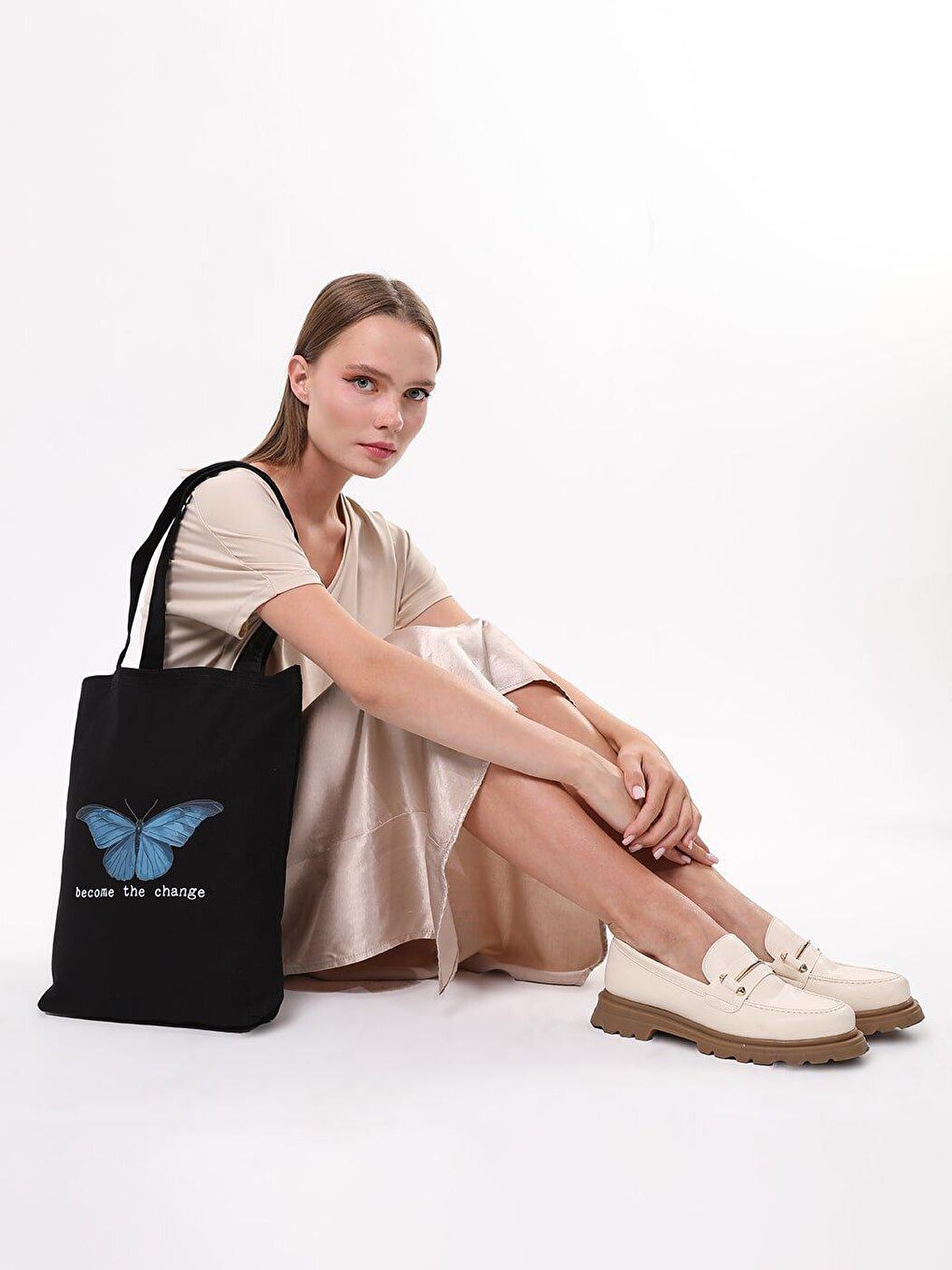 Become The Change Baskılı Siyah Kanvas Çanta-3