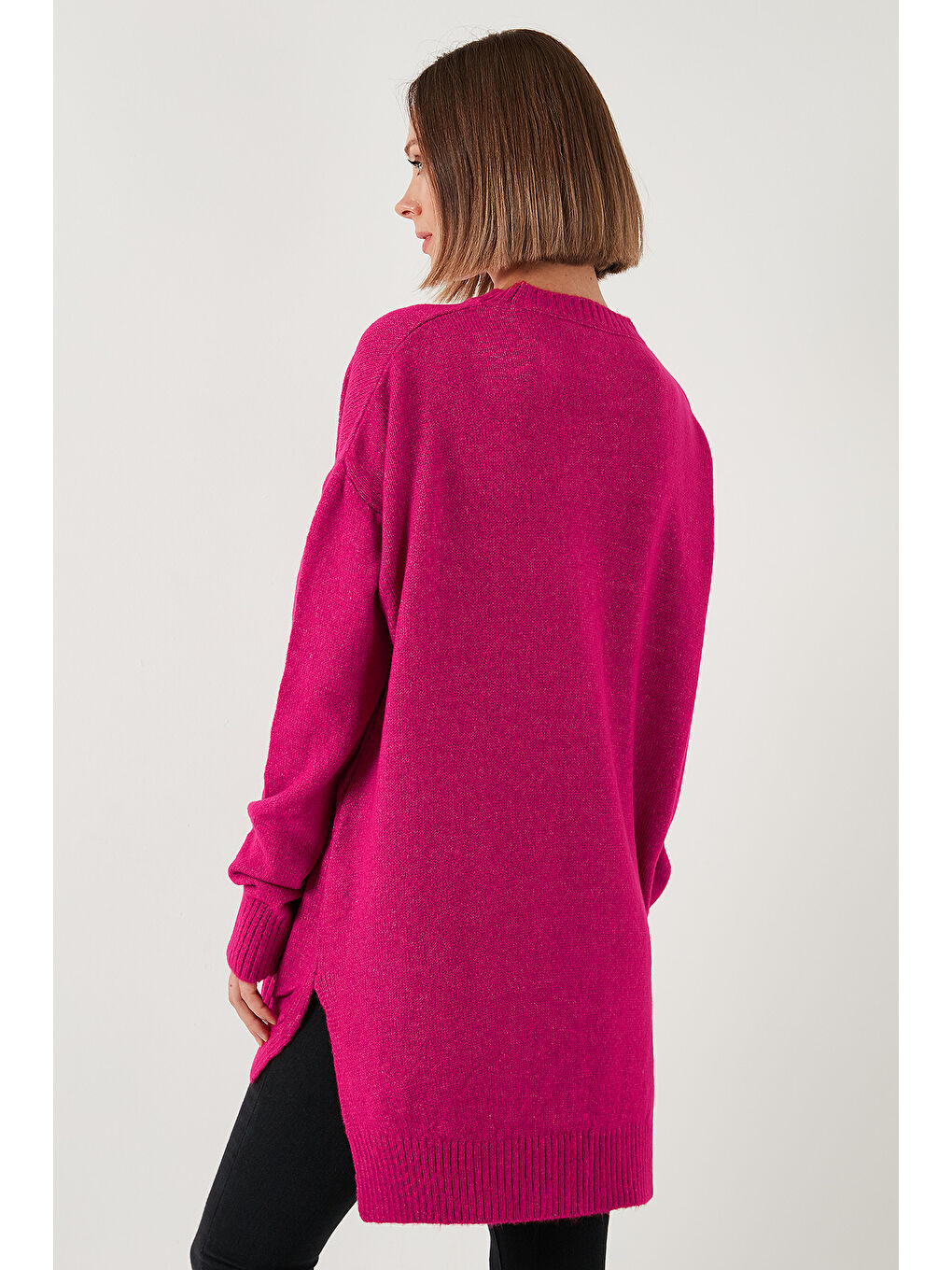 Fuşya Rahat Kesim Yırtmaç Detaylı Bisiklet Yaka Kadın Kazak 4616142Y-5