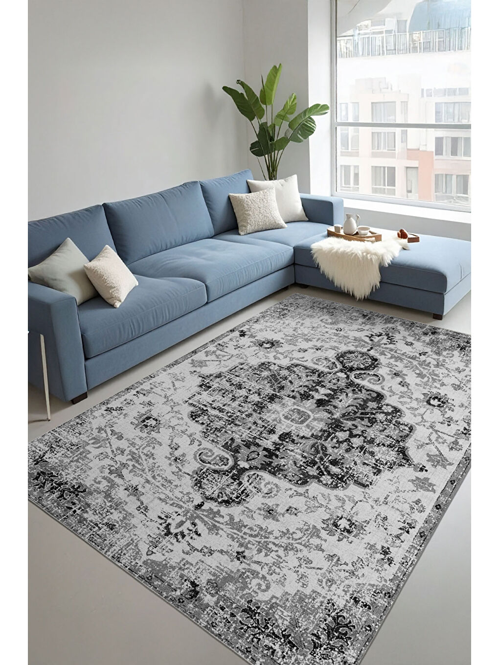 Siyah Dekoratif Özel Tasarım Yıkanabilir İnce Kaymaz Tabanlı Modern Halı KECE FR15-1