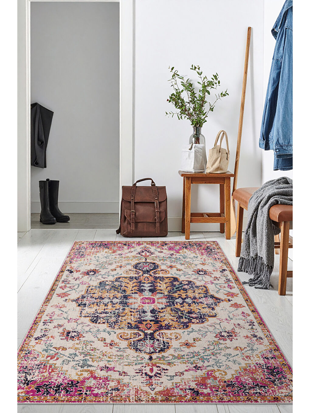 Pembe Dekoratif Özel Tasarım Yıkanabilir İnce Kaymaz Tabanlı Modern Halı KECE FR14-2