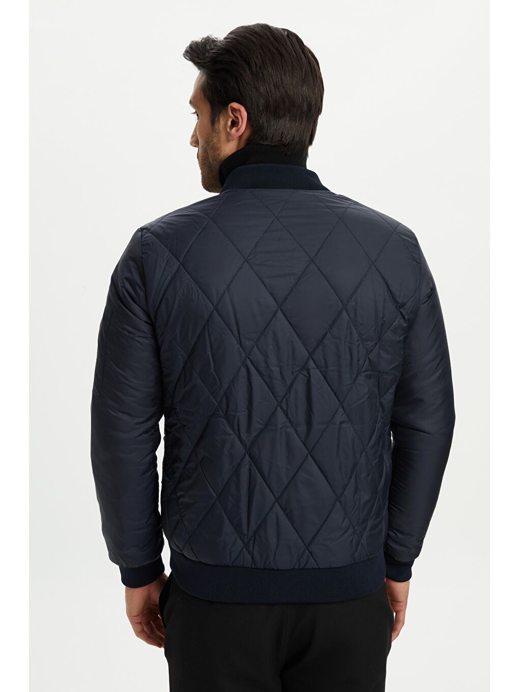 Lacivert Erkek Su ve Rüzgara Dayanıklı Kapitone Desenli Kışlık Mont KM-500-4