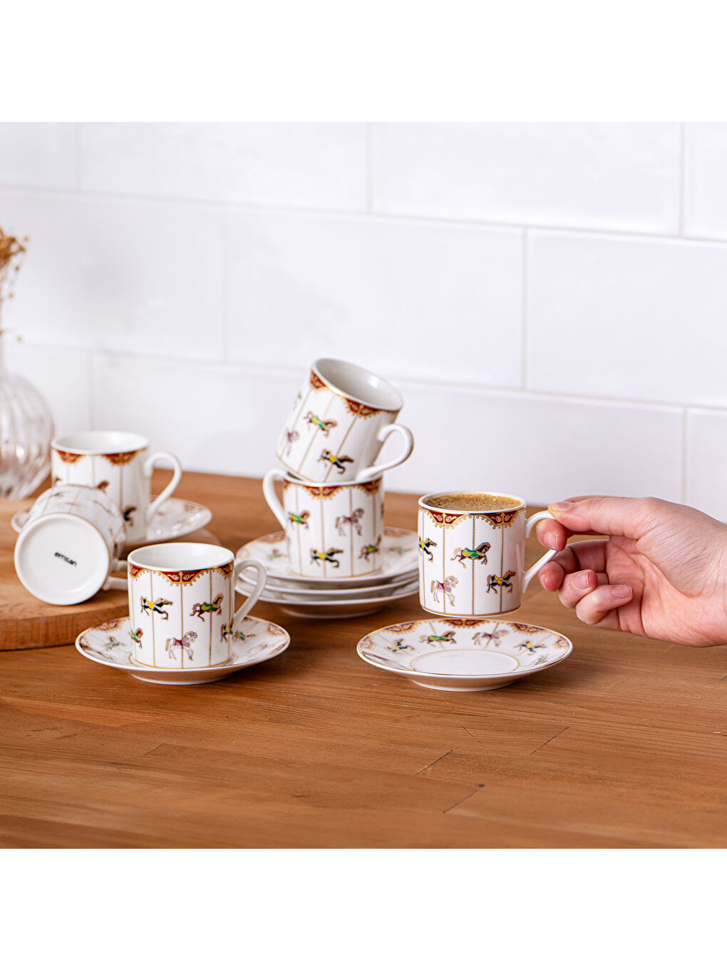 Beyaz Atlıkarınca 6 Kişilik Kahve Fincan Takımı 80 ml-8