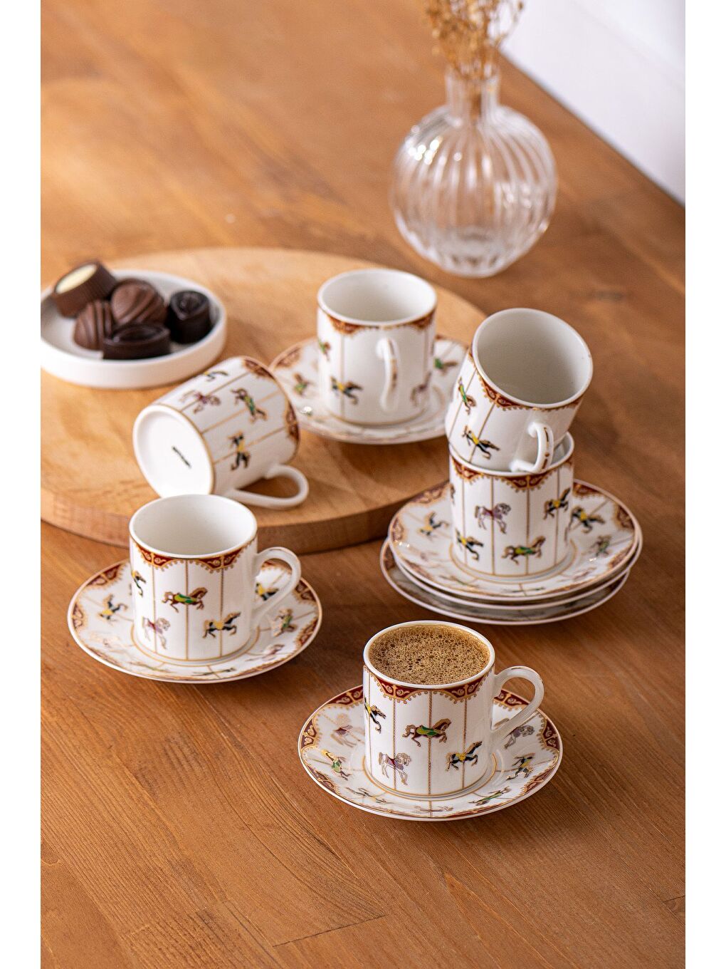 Beyaz Atlıkarınca 6 Kişilik Kahve Fincan Takımı 80 ml-1