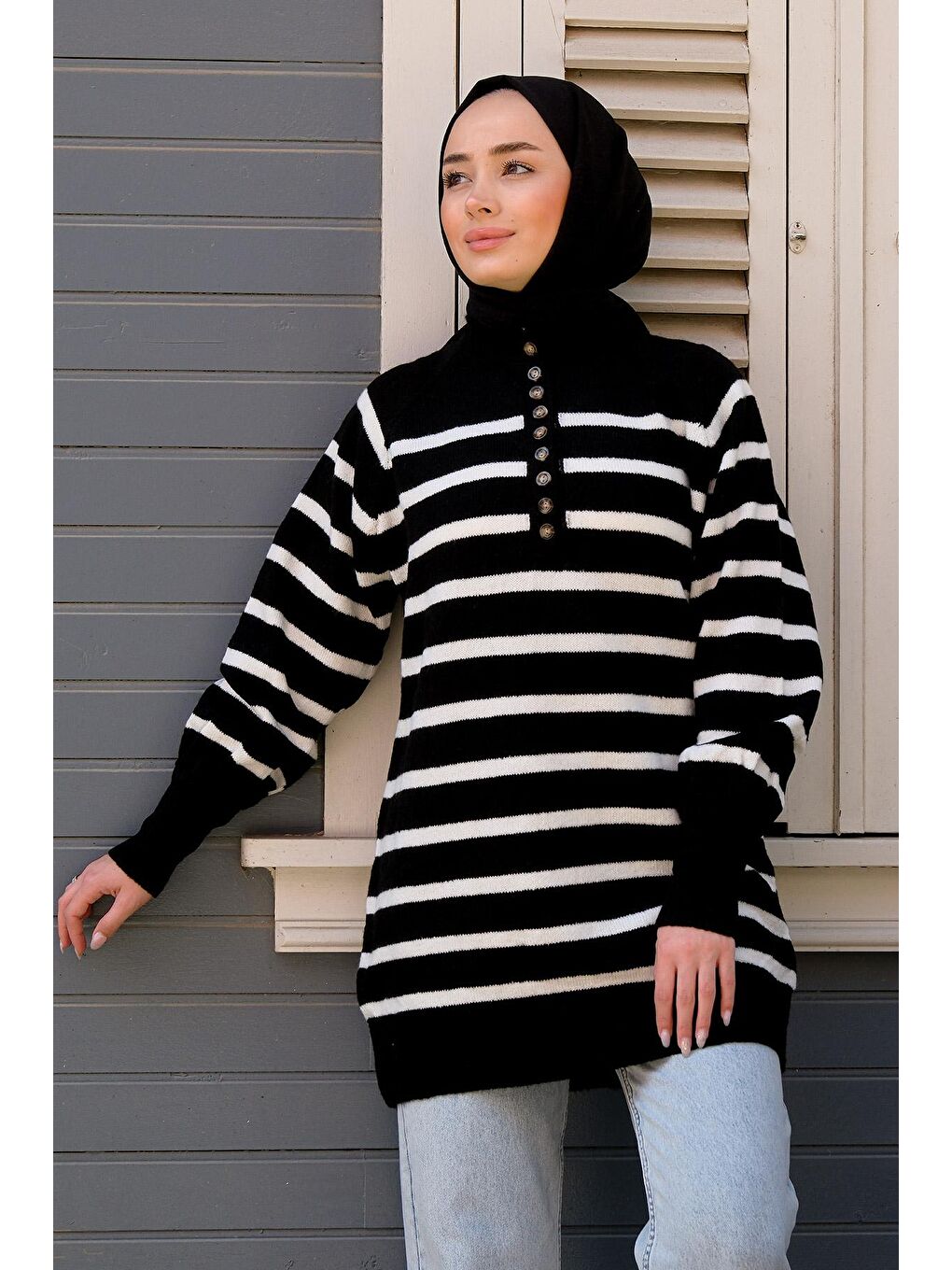 Kadın Çizgili Triko Tesettür Kazak Siyah-1