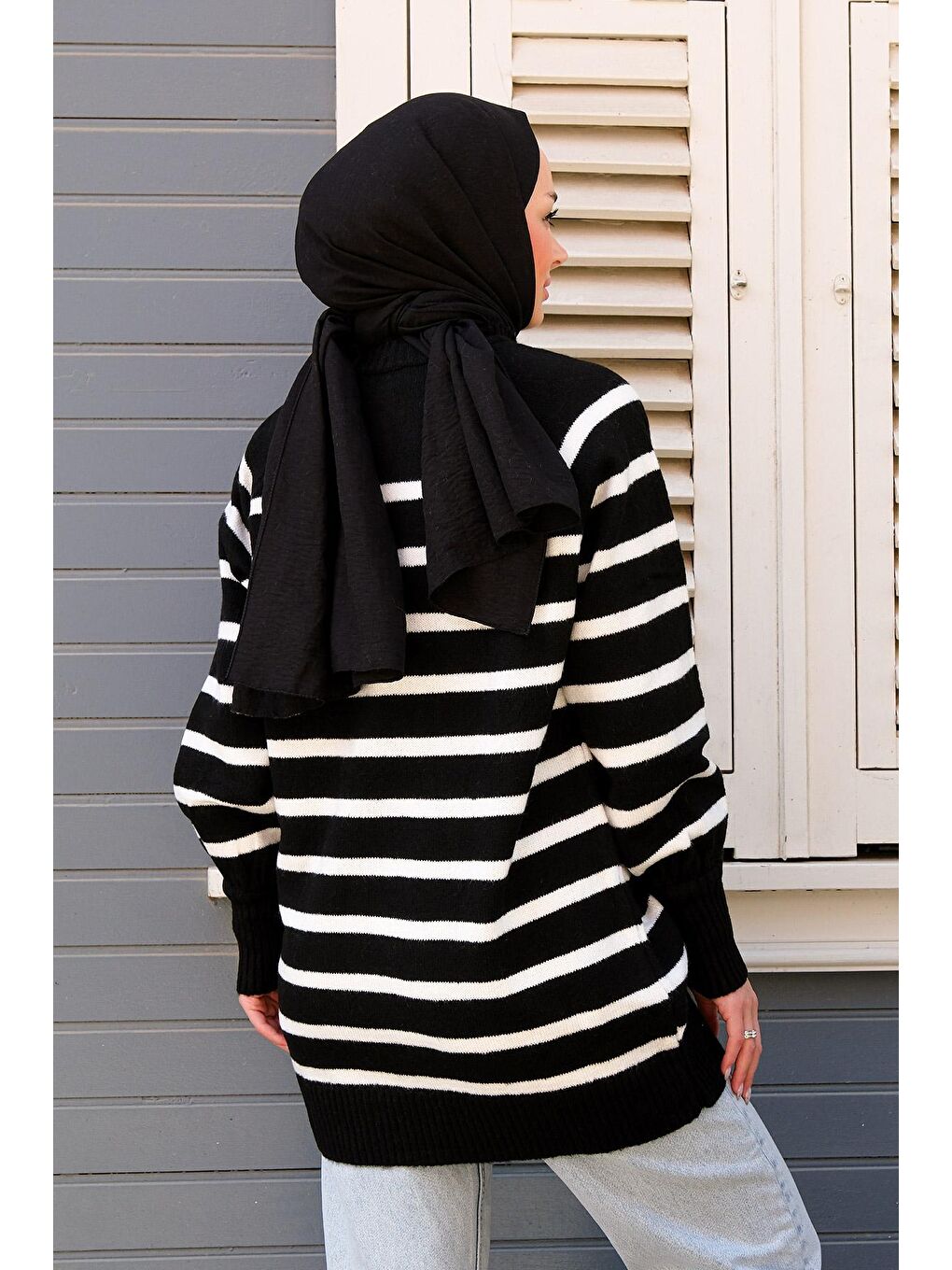 Kadın Çizgili Triko Tesettür Kazak Siyah-4