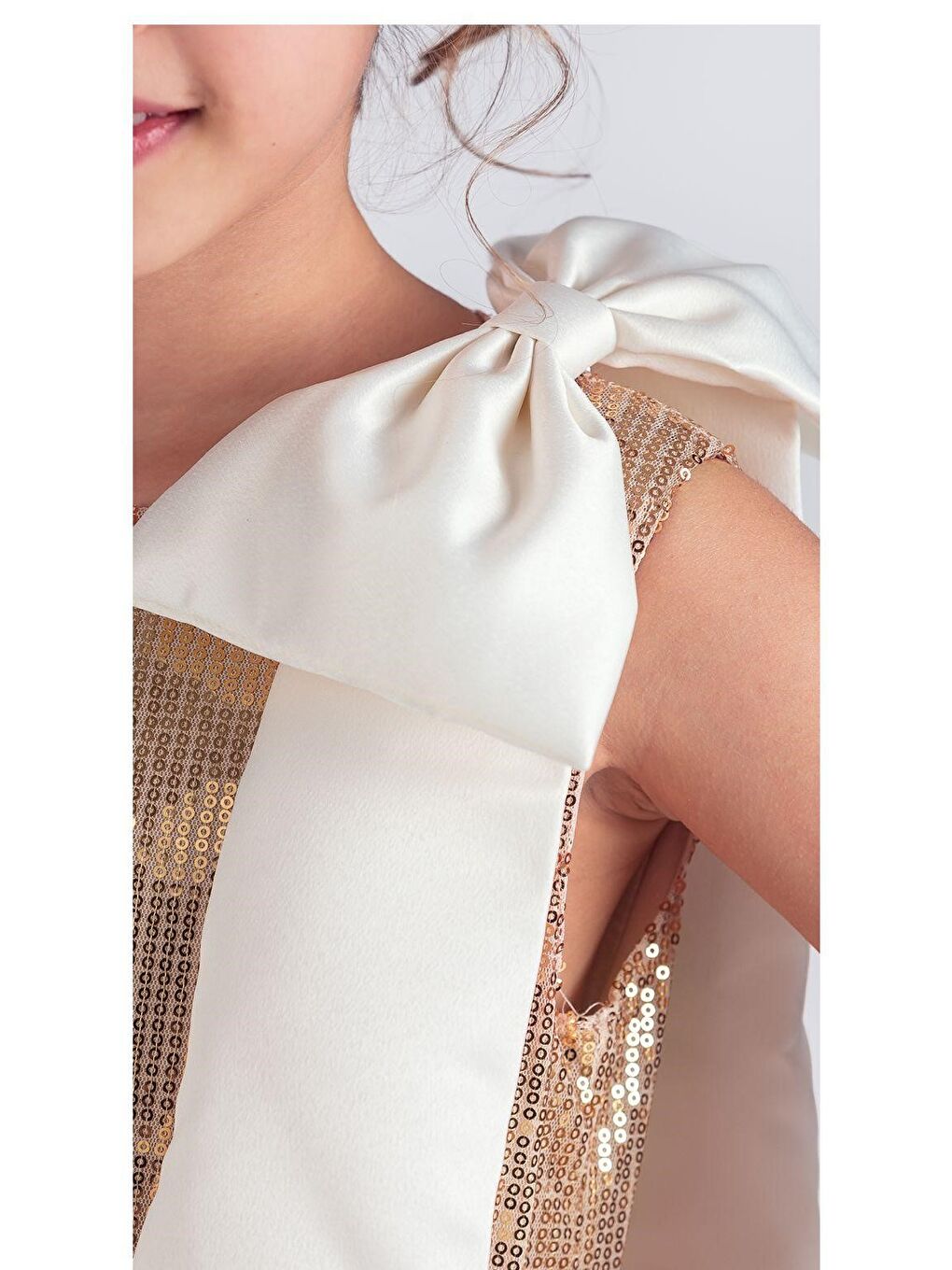 Sarı Yaka Fiyonk Pul Payet Kumaşlı Kız Çocuk Abiye Elbise M00702-9