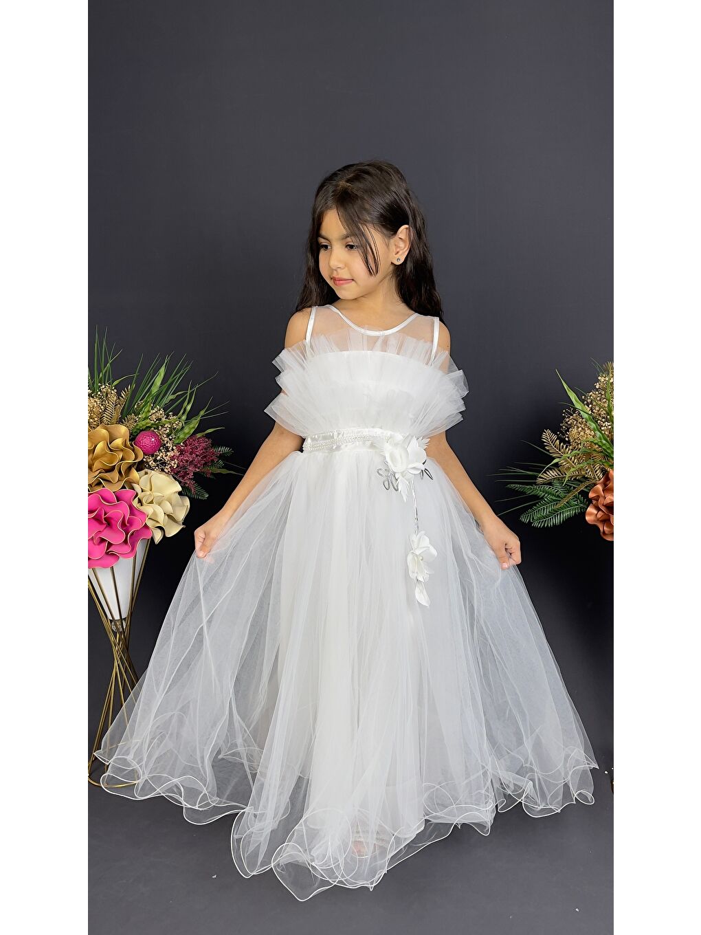 Beyaz Kız Çocuk Robası Katlı Özel Abiye Elbise MNK0475-1