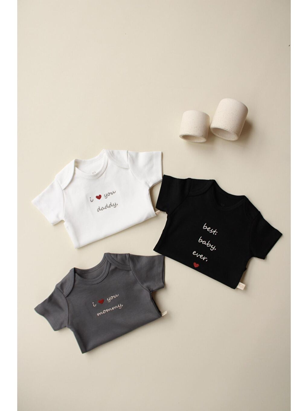 Beyaz 3lü Nakışlı Kısa Kollu Çıt Çıtlı Body Zıbın Model 7-7