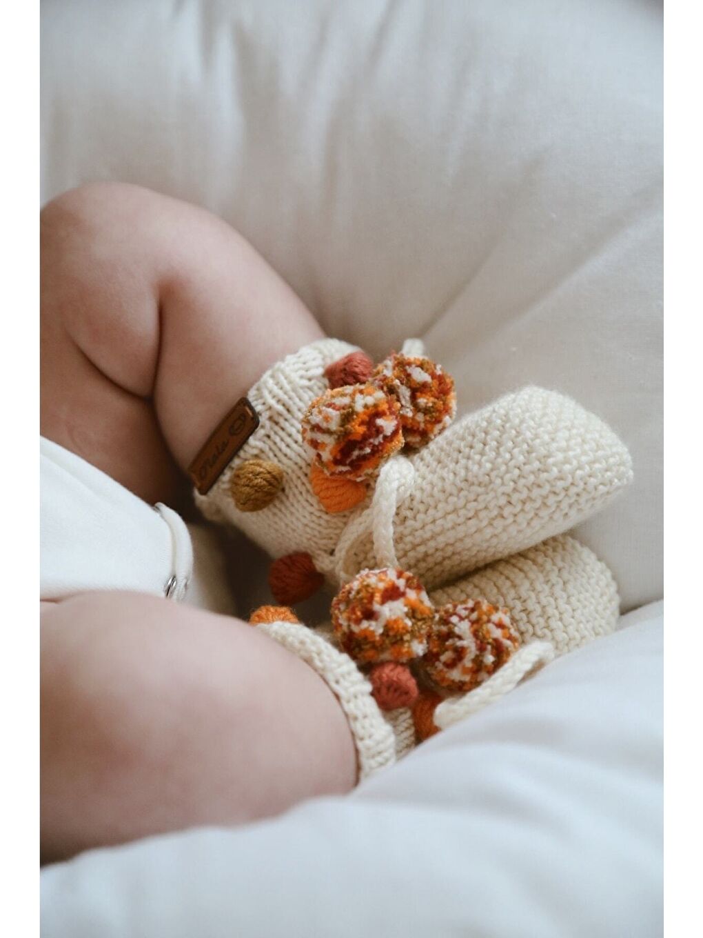 Ekru Ponponlu Örgü Patik Bebek 0-12 Ay-1