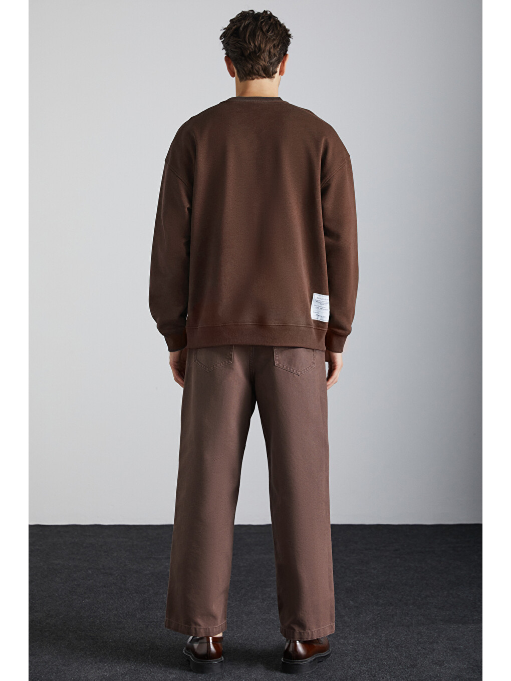 Stephan Erkek Yumuşacık Kumaşlı Organik Pamuklu Oversize Fit Yuvarlak Yakalı Kahverengi Sweatshirt-3