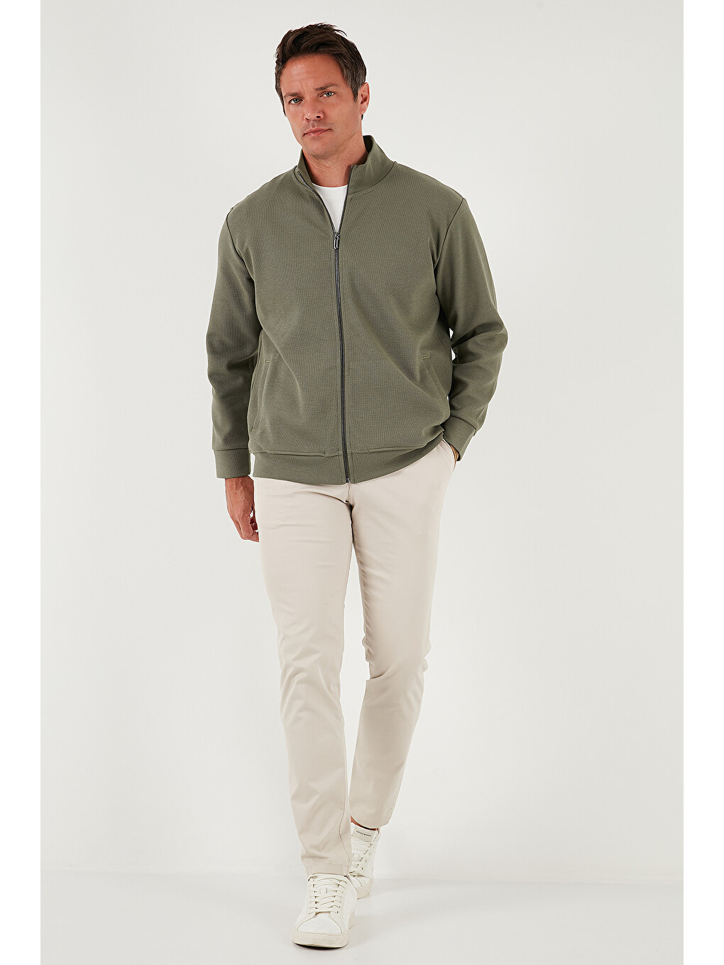 Haki Pamuklu Regular Fit Dik Yaka Fermuarlı Sweatshirt Hırka 5901077-1