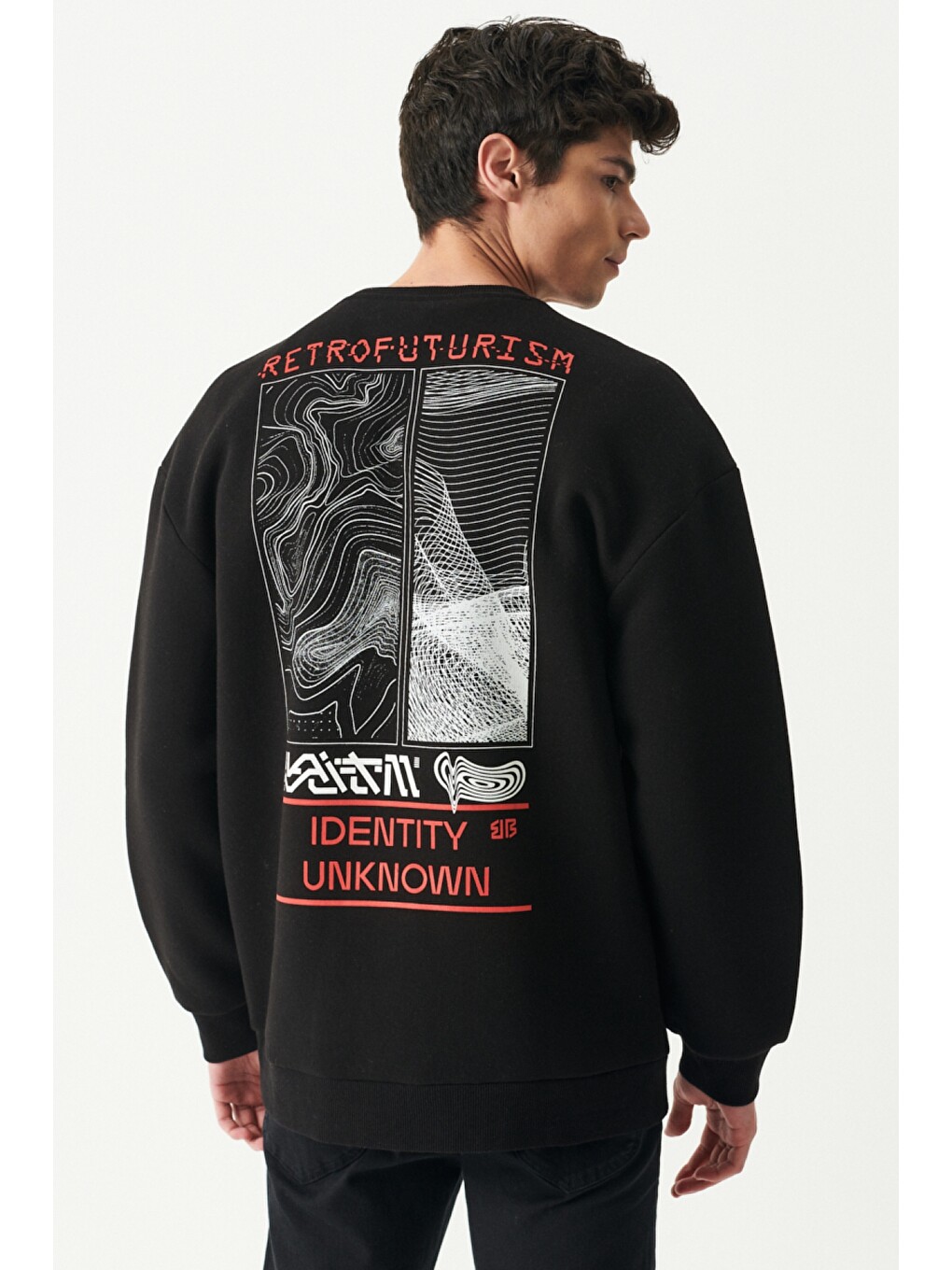 Oversize Fit Bisiklet Yaka Şardonlu Siyah Sweatshirt
