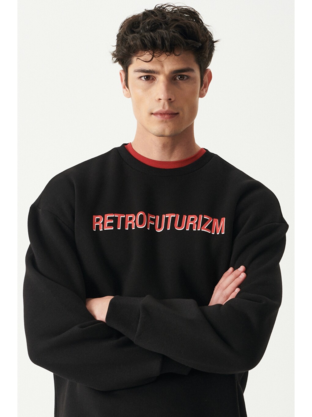 Oversize Fit Bisiklet Yaka Şardonlu Siyah Sweatshirt-5