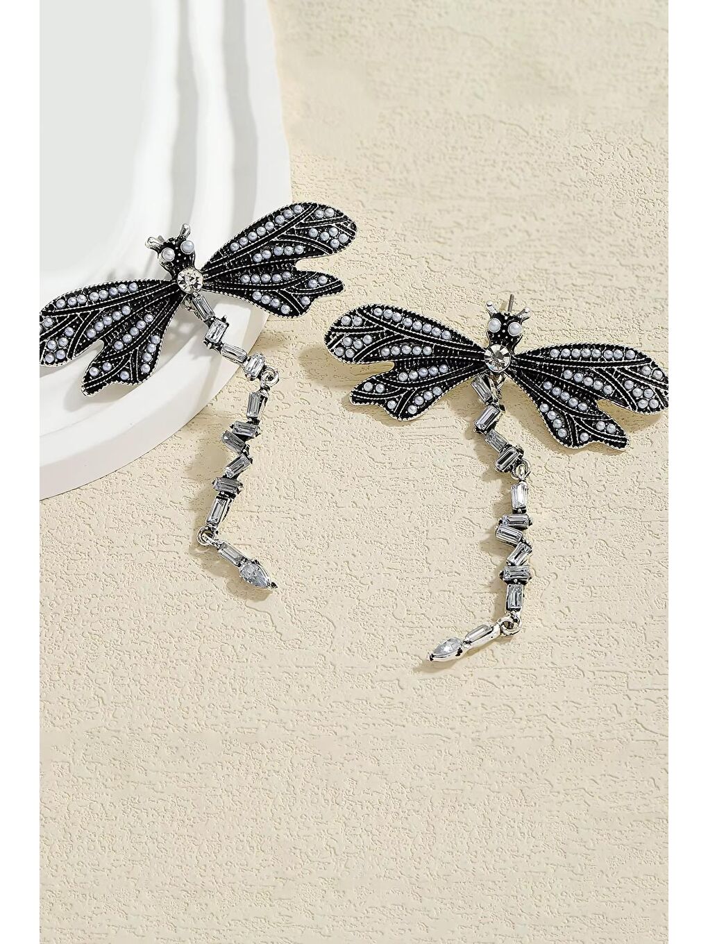 Gri Parlak Taşlı Yusufçuk Küpe-3