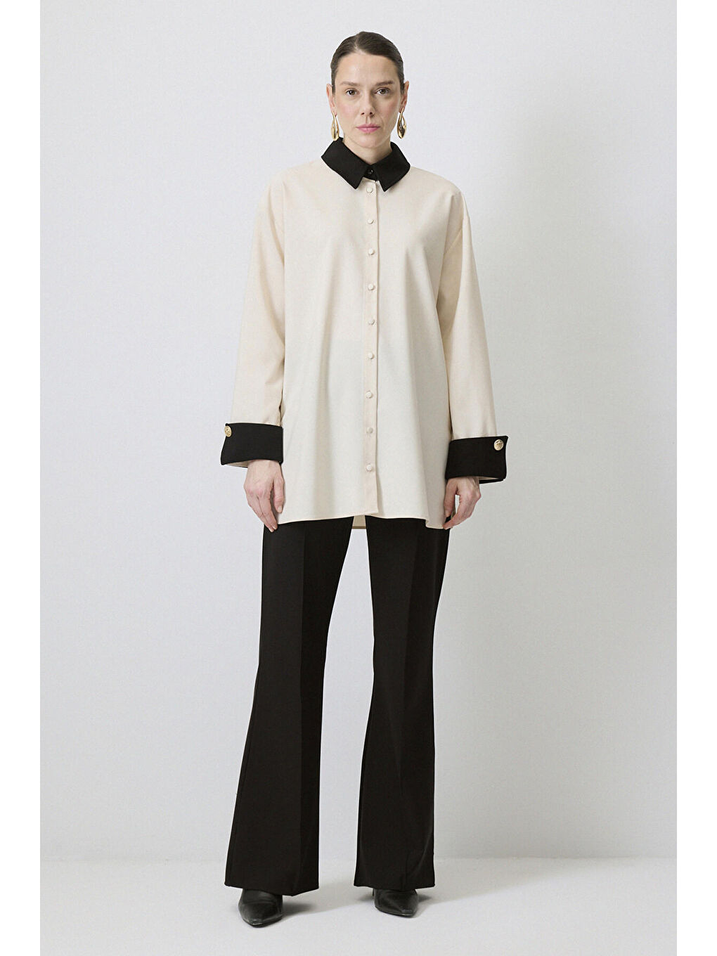 Ekru Gold Düğme Detaylı Kontrast Gömlek-1