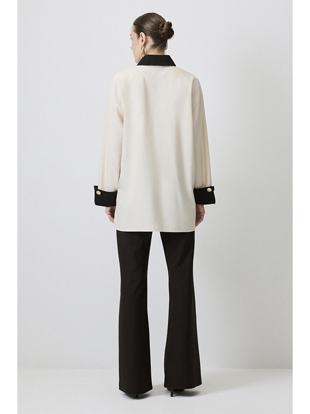 Ekru Gold Düğme Detaylı Kontrast Gömlek-4