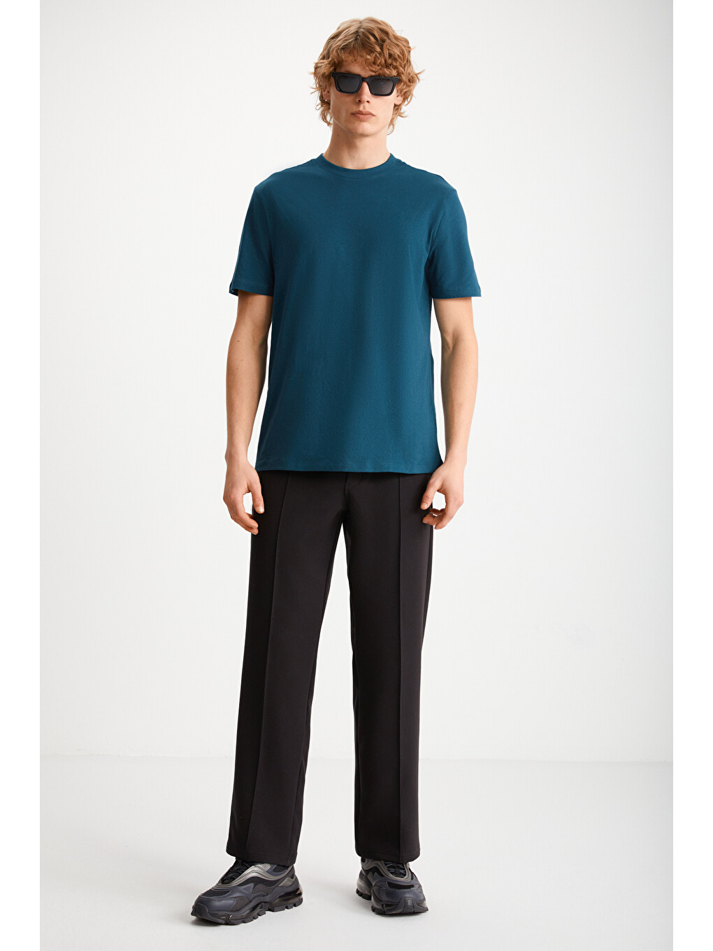 Erkek Slim Fit Dar Kesim %100 Organik Pamuklu Yana Kayan Dikişli Basic Örme Petrol-mavi T-sh-1