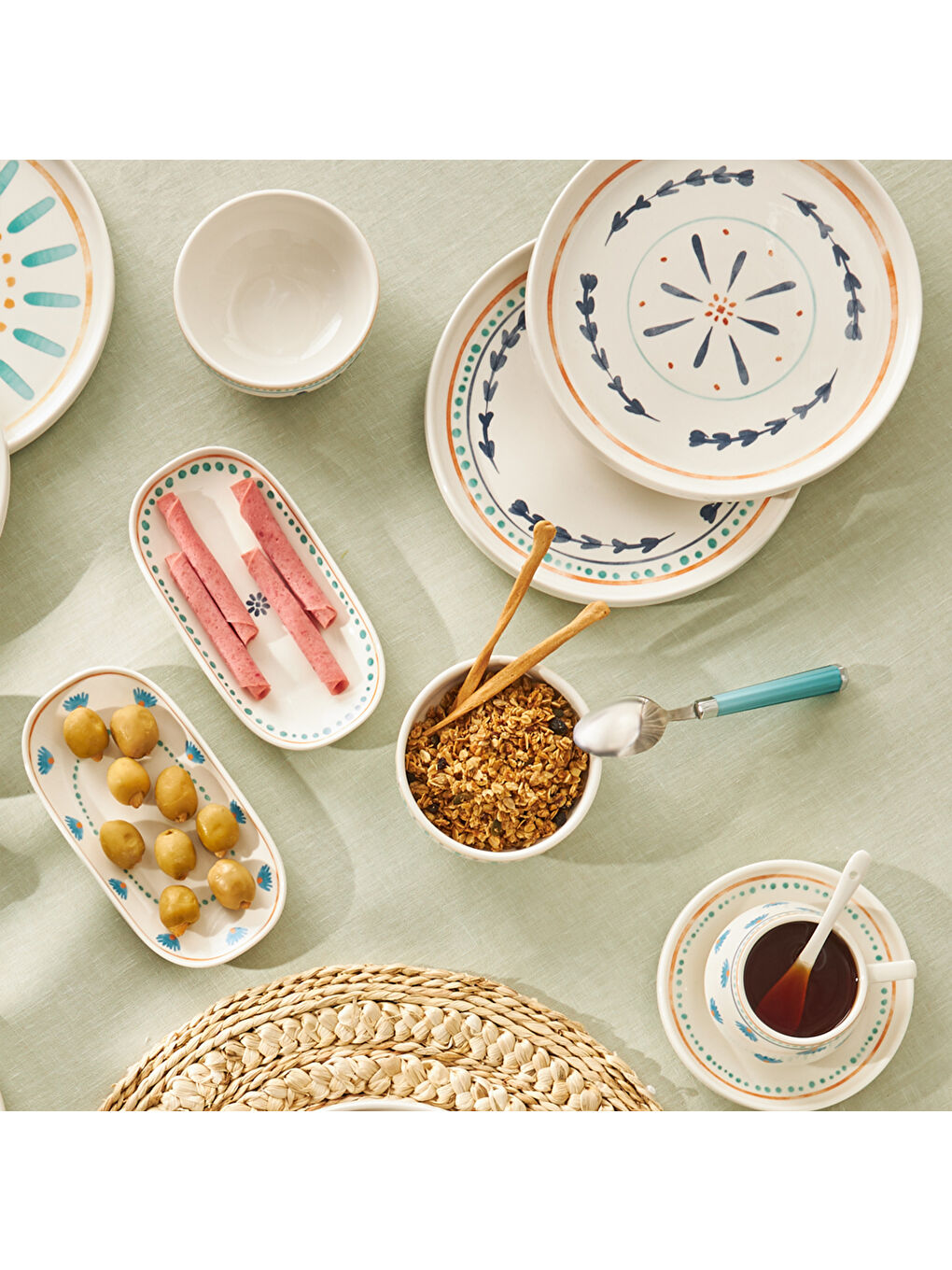 Beyaz Agatha Porselen 32 Parça 6 Kişilik Kahvaltı/Servis Takımı-7