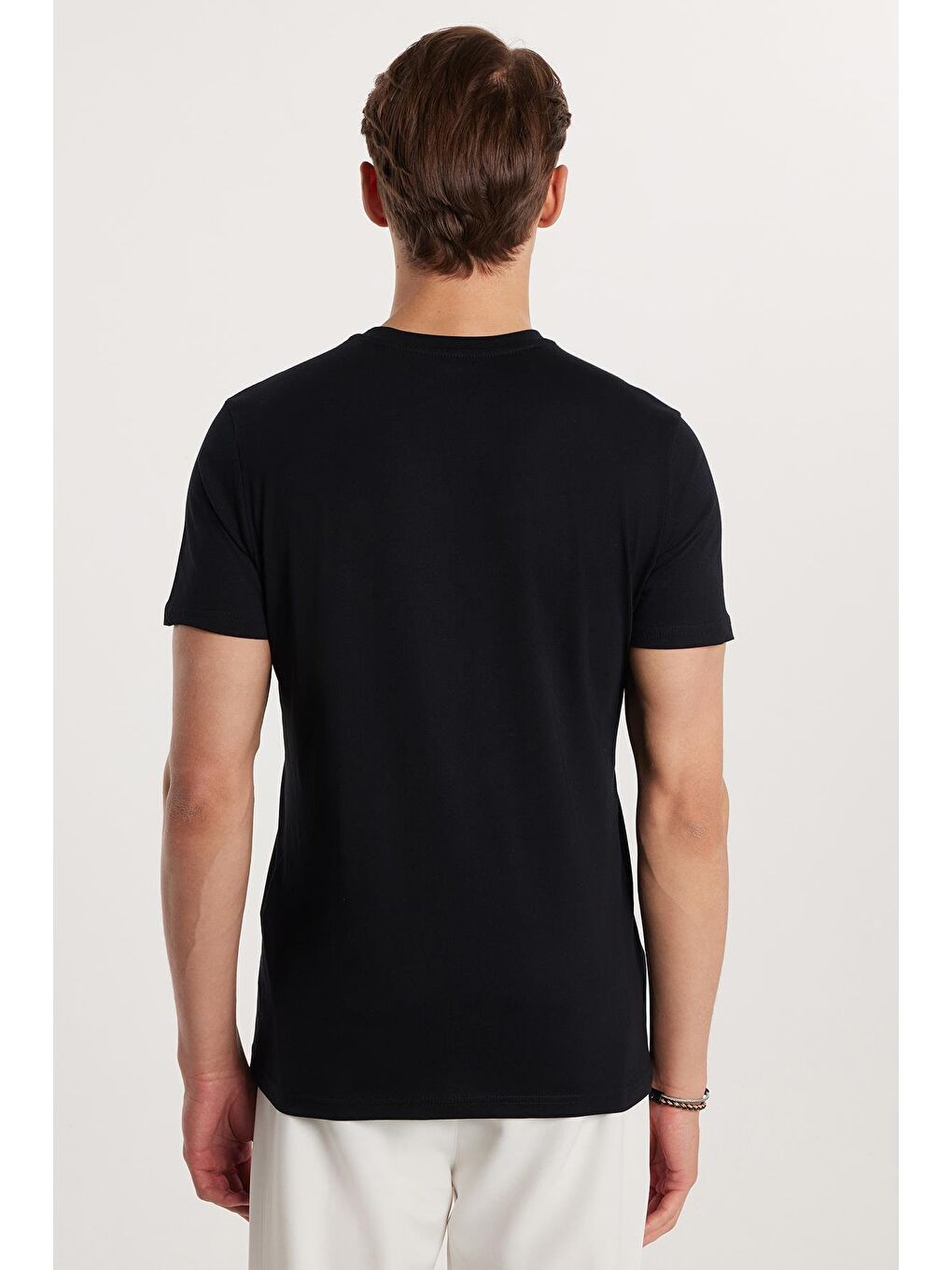 Erkek Slim Fit Dar Kesim %100 Pamuk Yumuşak Dokulu Baskılı Siyah Bisiklet Yaka Tişört-4