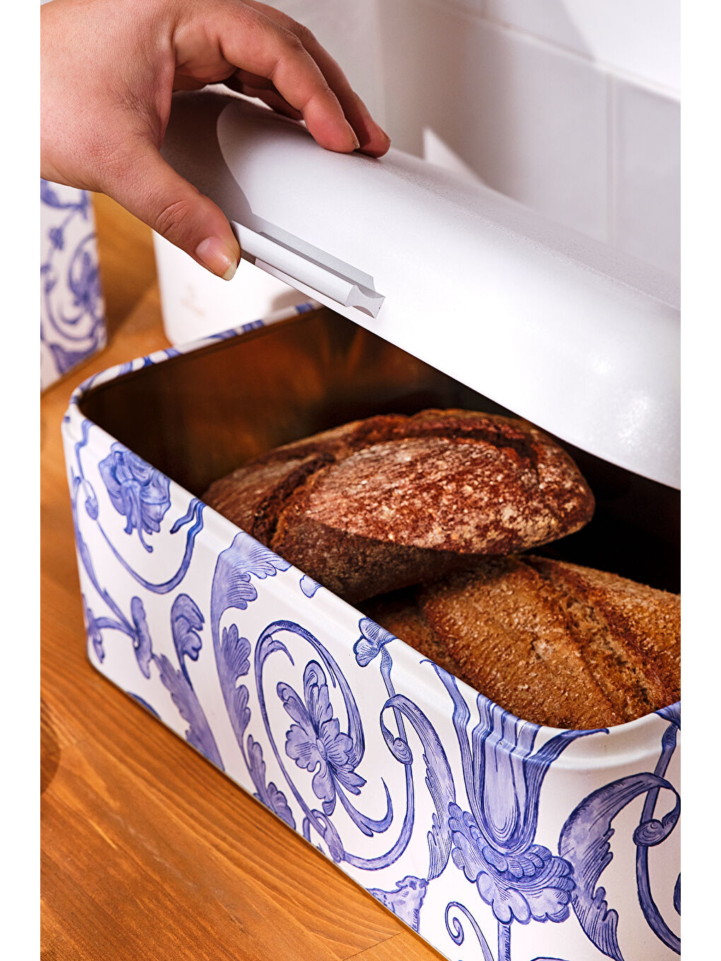 Beyaz Rubens Ekmek Kutusu-3