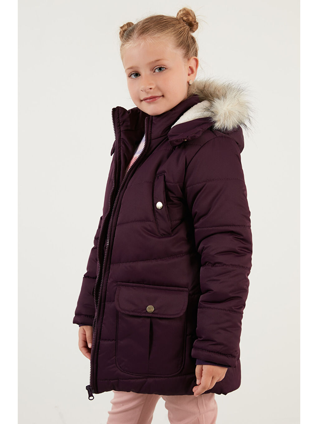 Mor Yakası Suni Kürklü İçi Pelüş Astarlı Kapüşonlu Cepli Kız Çocuk Mont 6034040-2