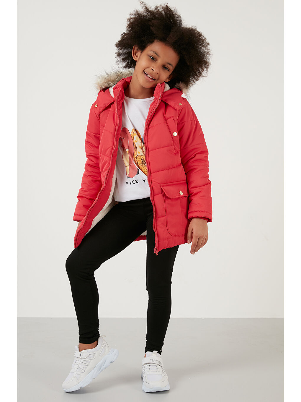 Kırmızı Yakası Suni Kürklü İçi Pelüş Astarlı Kapüşonlu Cepli Kız Çocuk Mont 6034040-3