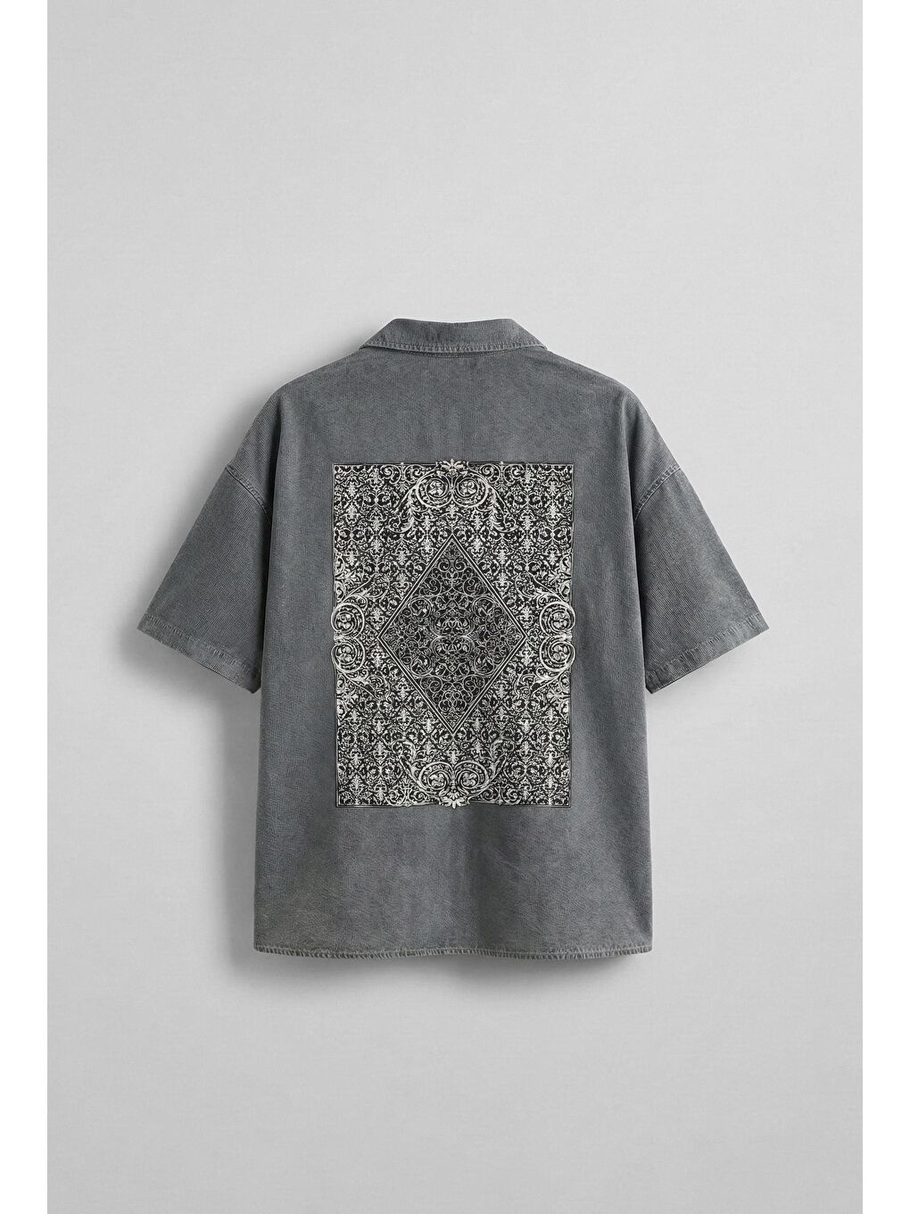 Erkek Kısa Kollu Desen Baskılı Yıkamalı Oversize Gömlek Gri