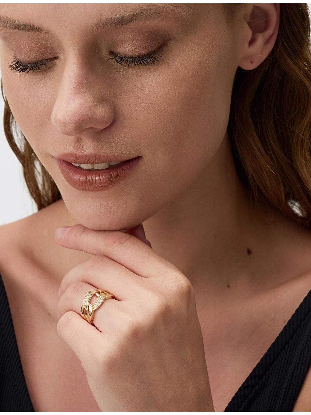 Sarı Altın Parlak Taşlı Zincir Yüzük-3