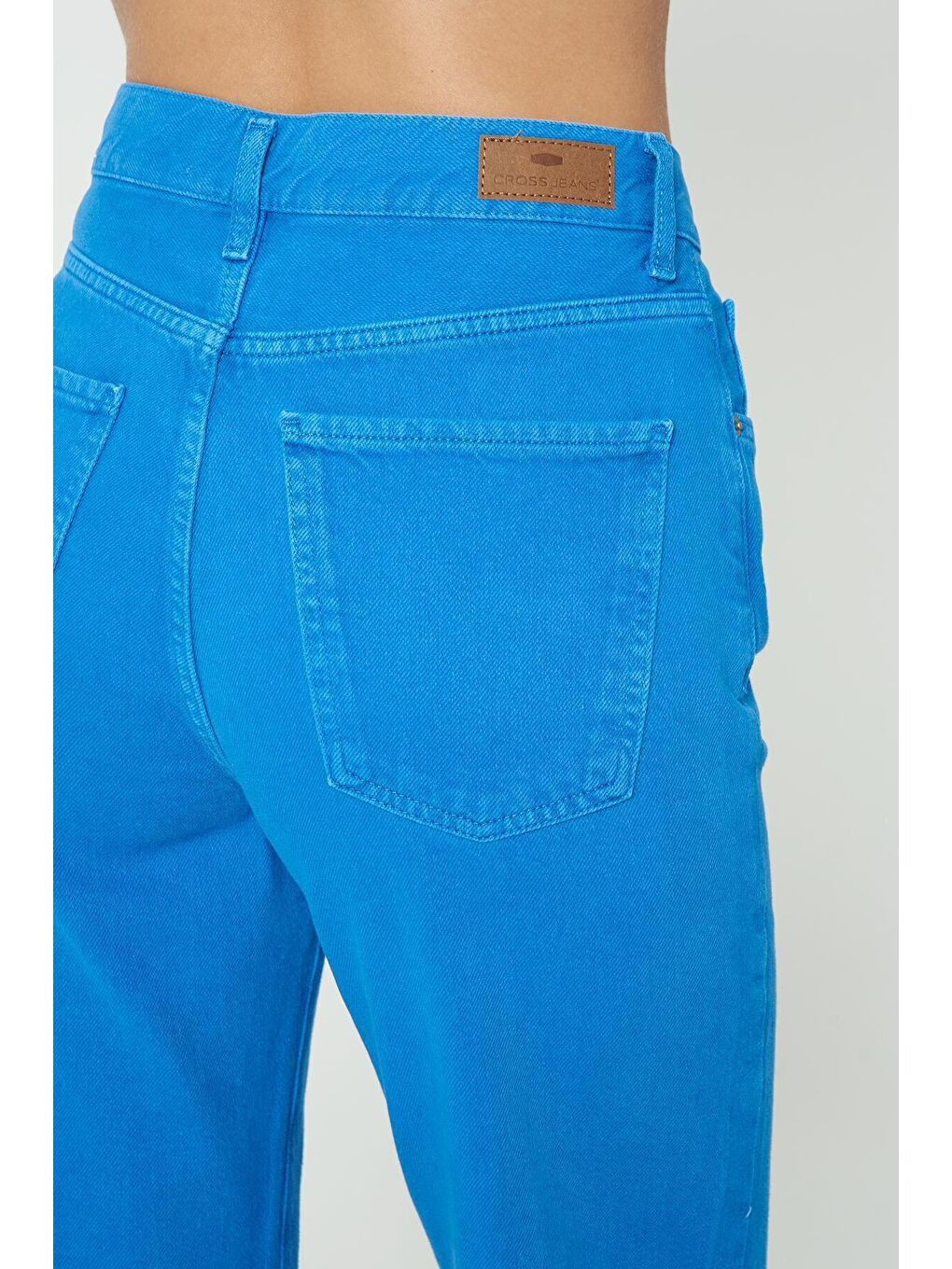 Weslie Mavi Yüksek Bel Düğmeli  Paçası Kesikli Wideleg Fit Jean Pantolon C 4530-054-4