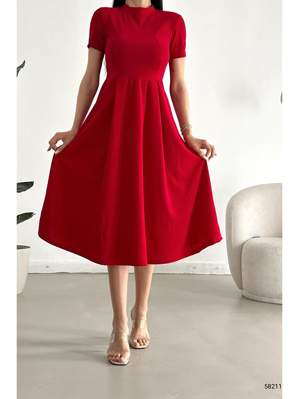Kırmızı Kısa Kollu Cepli Uzun Krep Kumaş Elbise-1