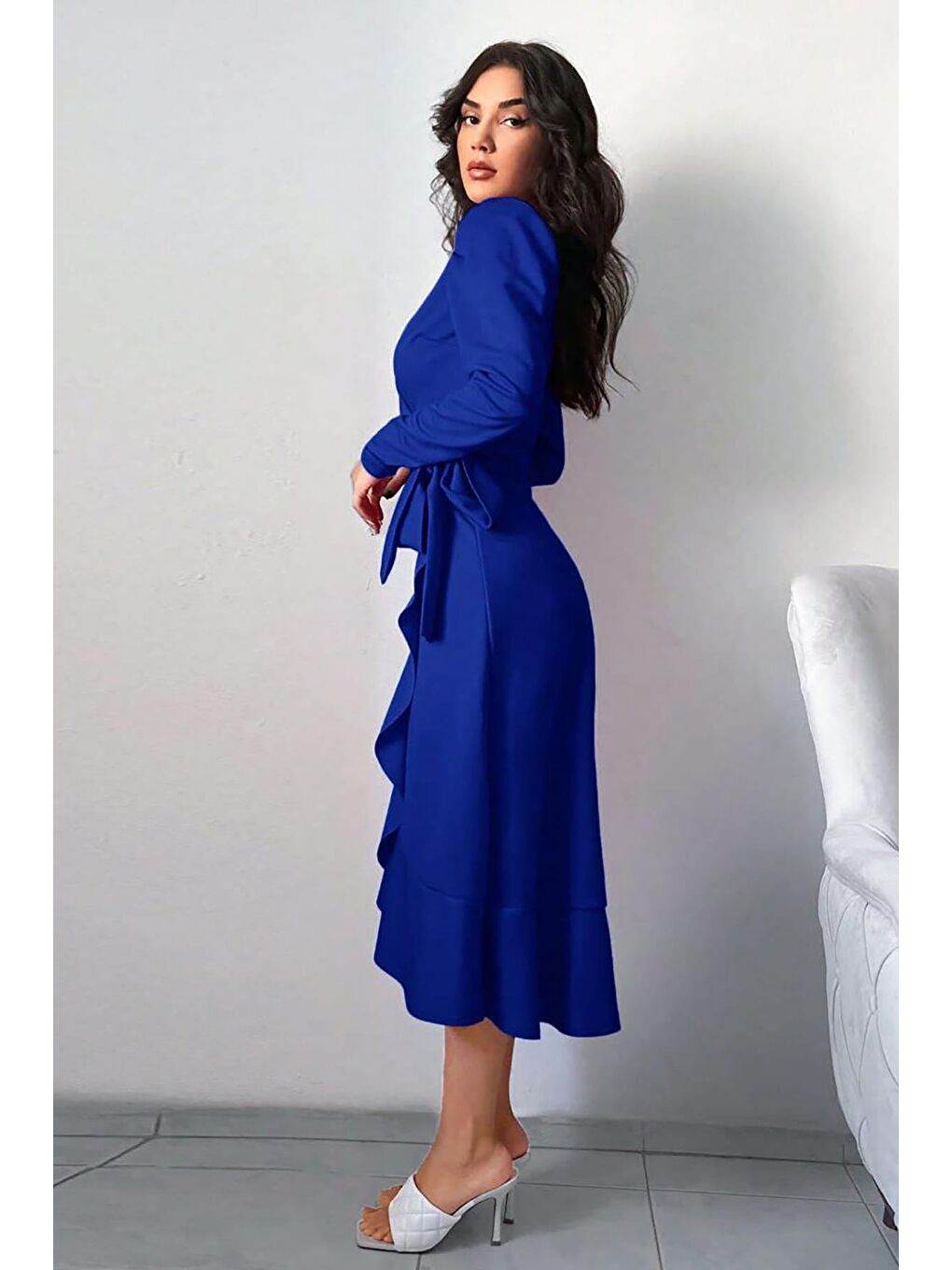 Mavi Krep Kumaş Uzun Kollu Kuşaklı Midi Elbise-1